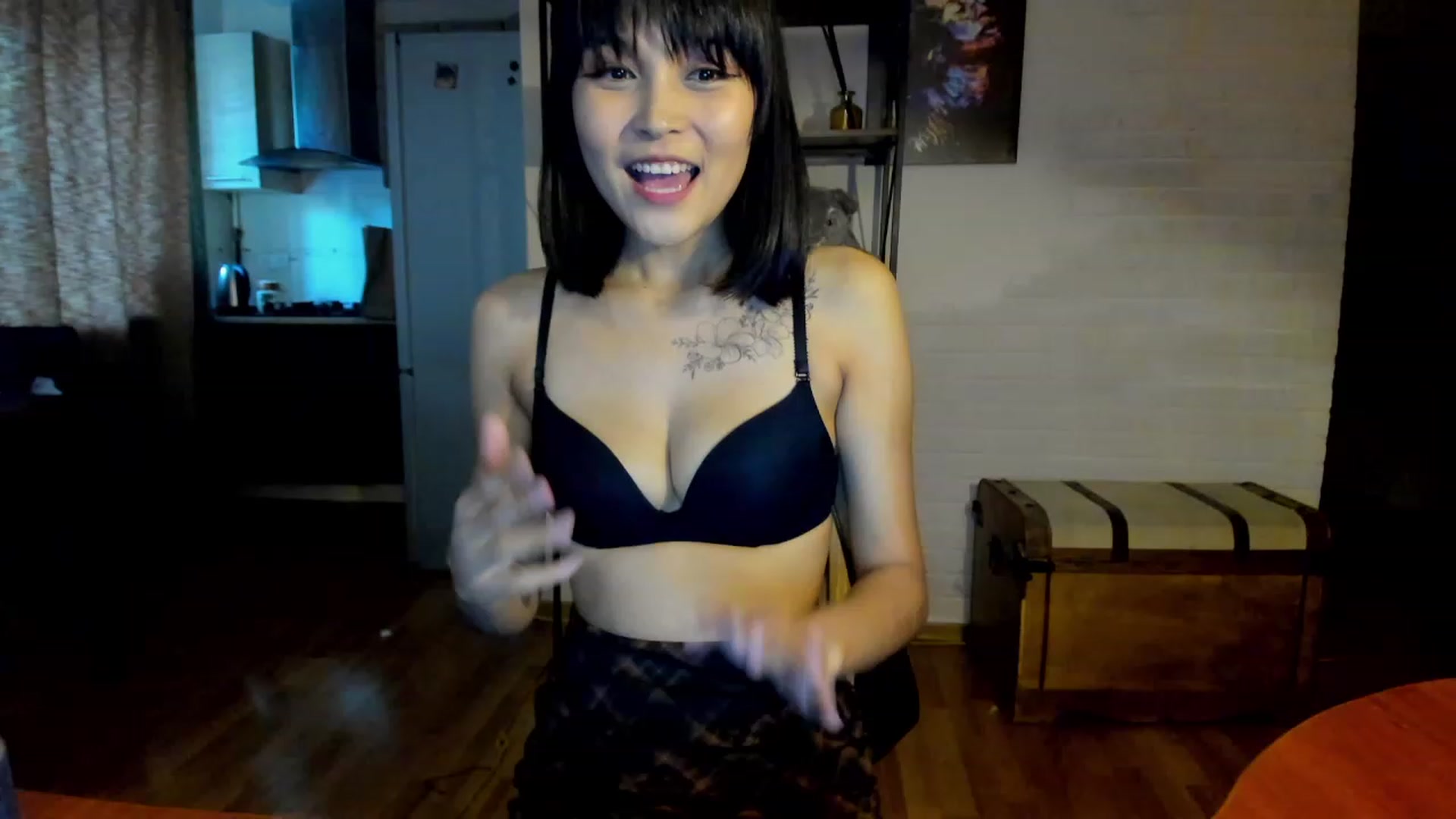 Gallery image thumbnail from PoofMe1's myfreecams stream on, 08/29/2023, 12:04 image 1 of 20