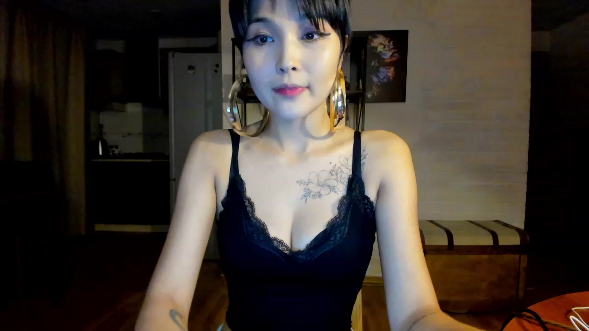 Gallery image thumbnail from PoofMe1's myfreecams stream on, 09/02/2023, 16:09 image 1 of 20