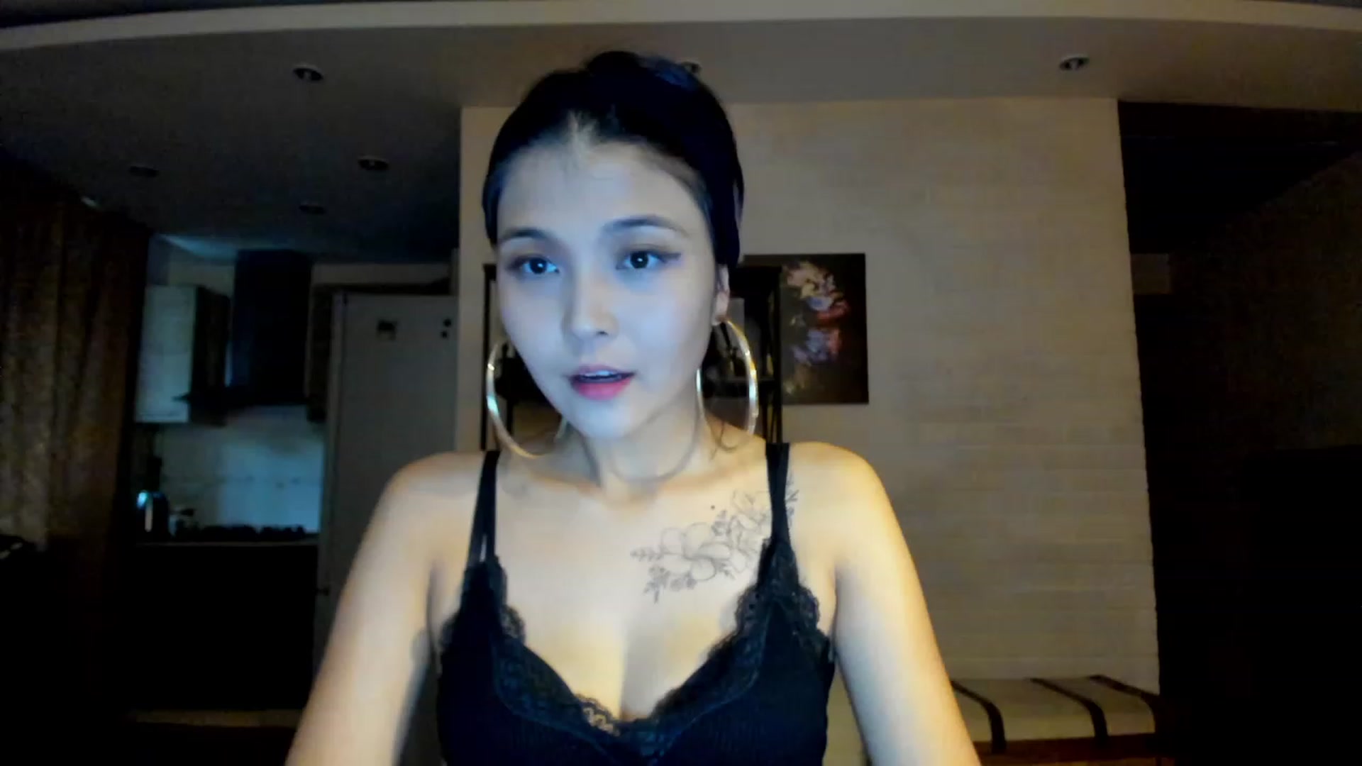 Gallery image thumbnail from PoofMe1's myfreecams stream on, 09/04/2023, 14:40 image 2 of 20