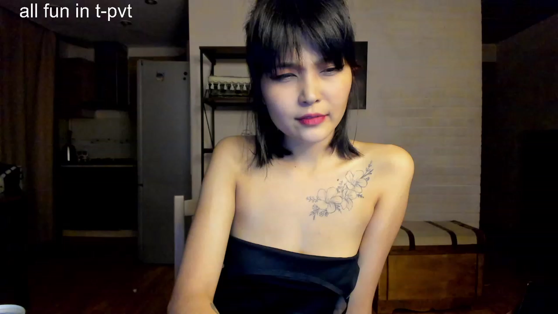 Gallery image thumbnail from PoofMe1's myfreecams stream on, 09/04/2023, 14:40 image 19 of 20
