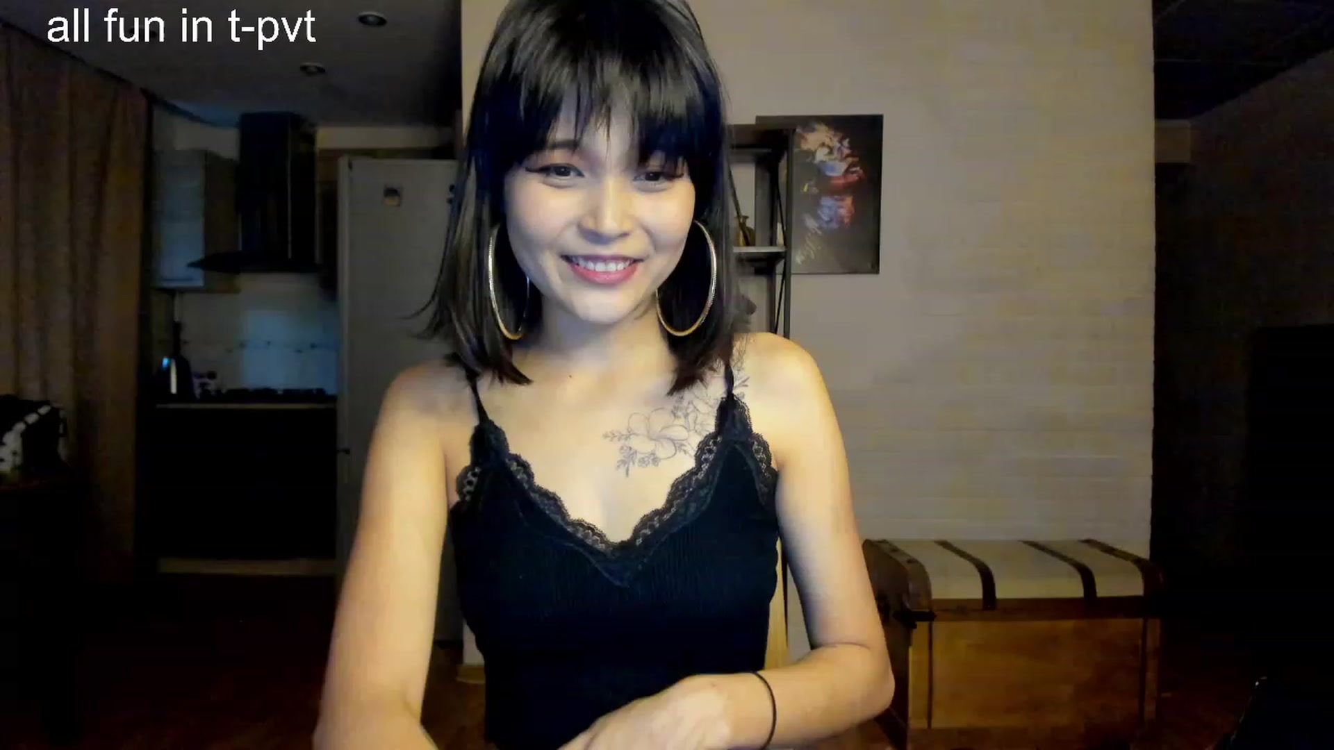 Gallery image thumbnail from PoofMe1's myfreecams stream on, 09/04/2023, 14:40 image 9 of 20