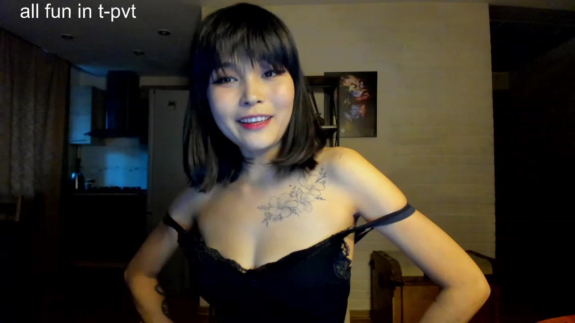Gallery image thumbnail from PoofMe1's myfreecams stream on, 09/05/2023, 13:30 image 7 of 20