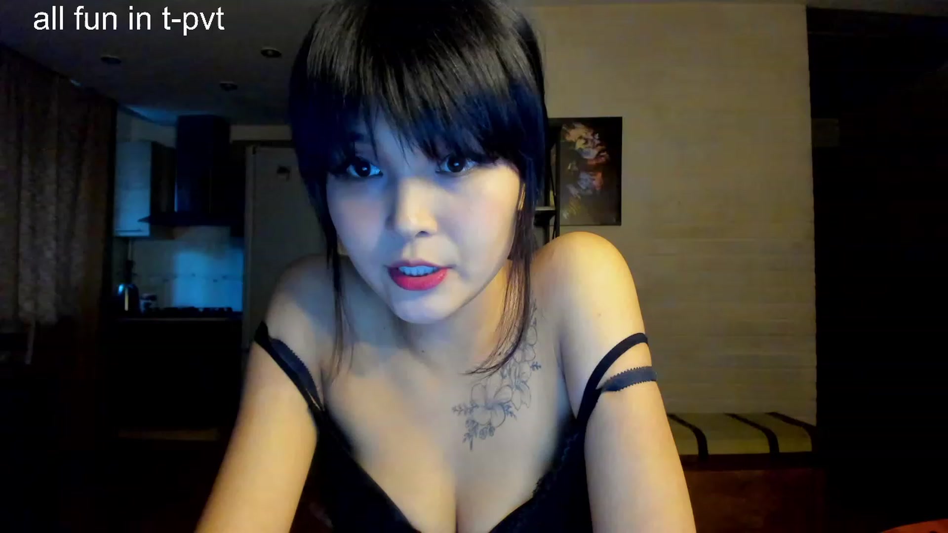 Gallery image thumbnail from PoofMe1's myfreecams stream on, 09/05/2023, 13:30 image 4 of 20