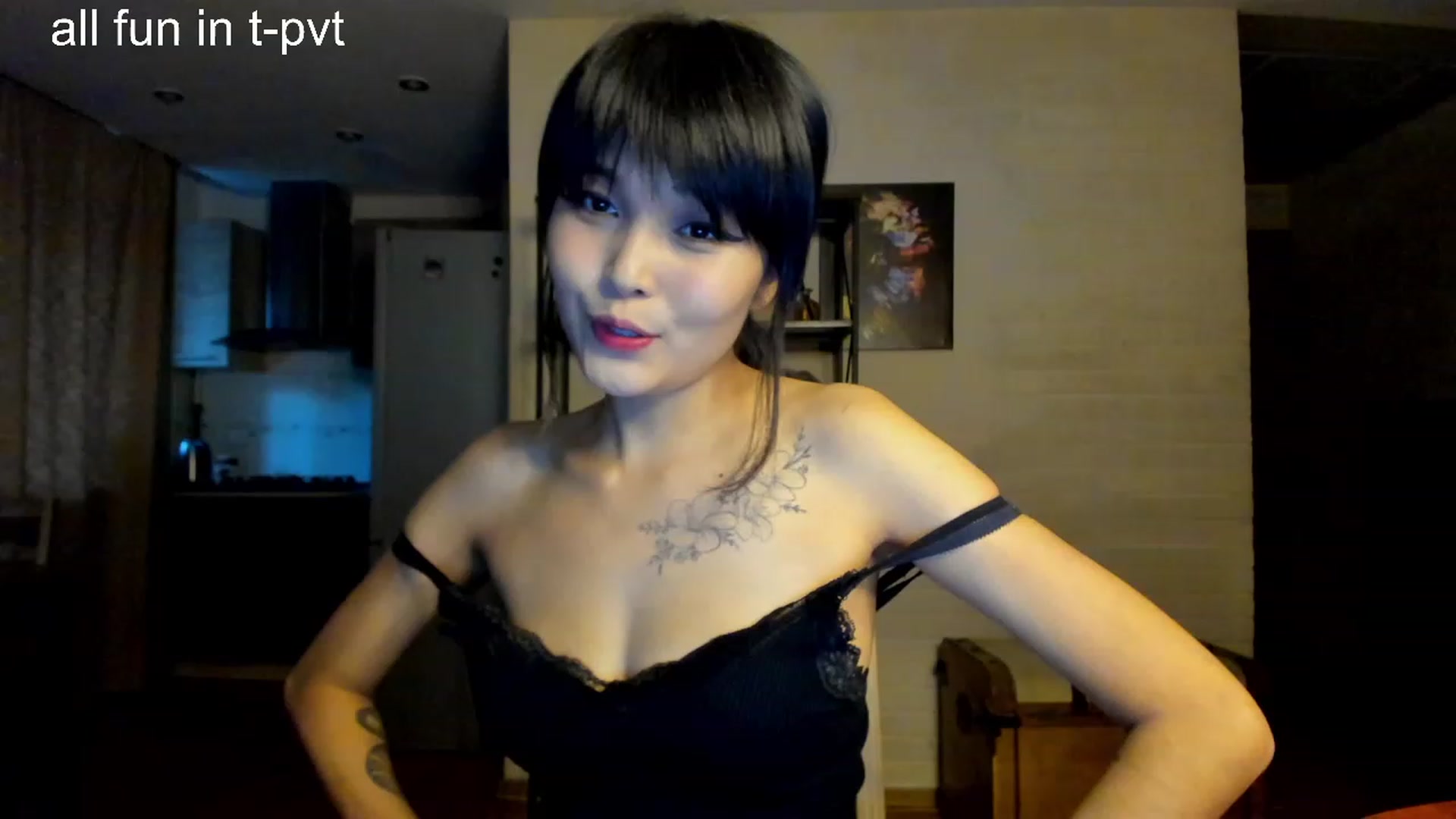 Gallery image thumbnail from PoofMe1's myfreecams stream on, 09/05/2023, 13:30 image 6 of 20
