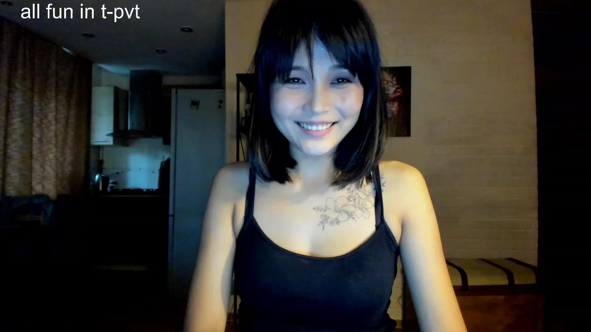 Gallery image thumbnail from PoofMe1's myfreecams stream on, 09/07/2023, 14:38 image 1 of 20