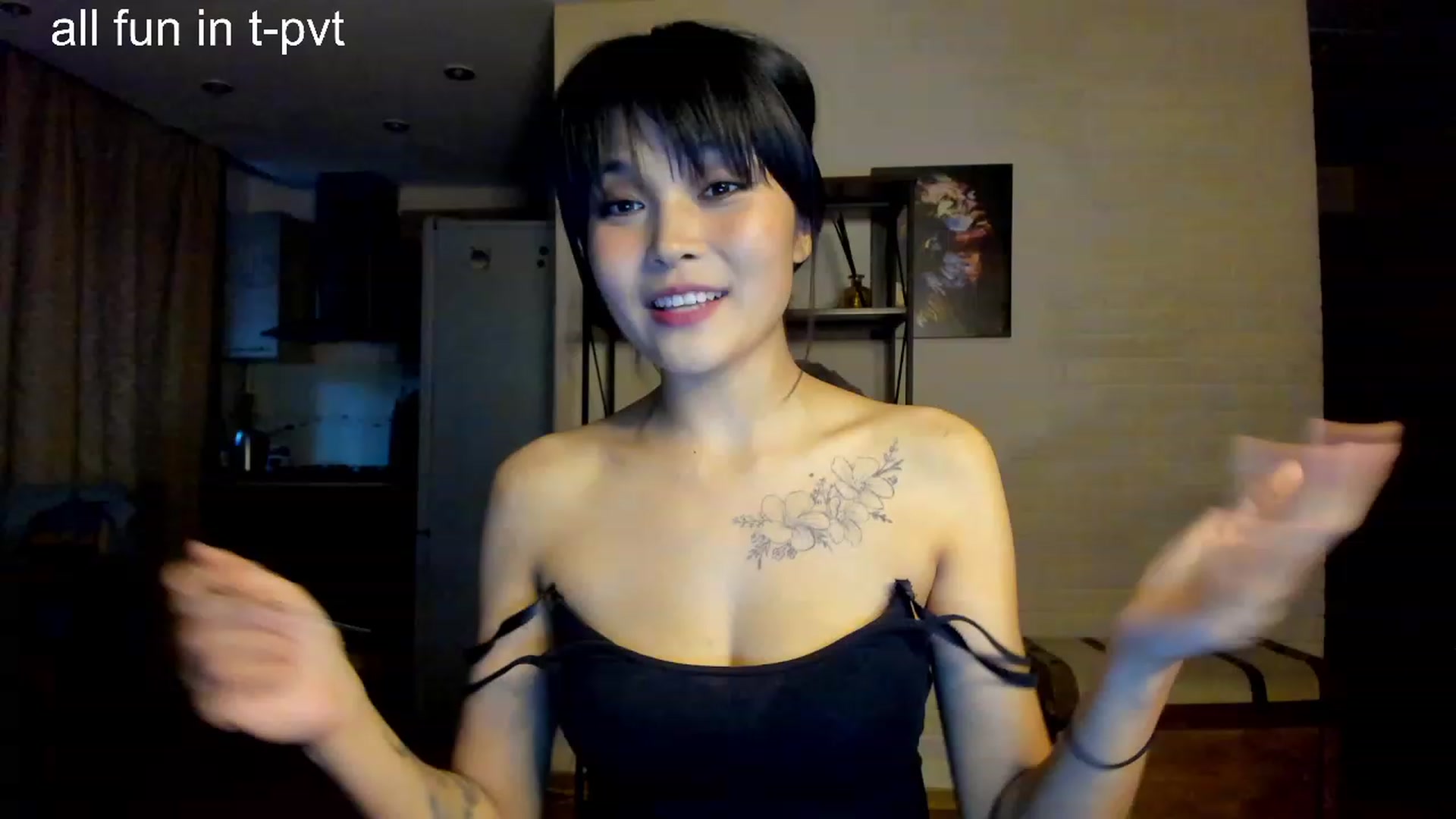 Gallery image thumbnail from PoofMe1's myfreecams stream on, 09/07/2023, 14:38 image 4 of 20
