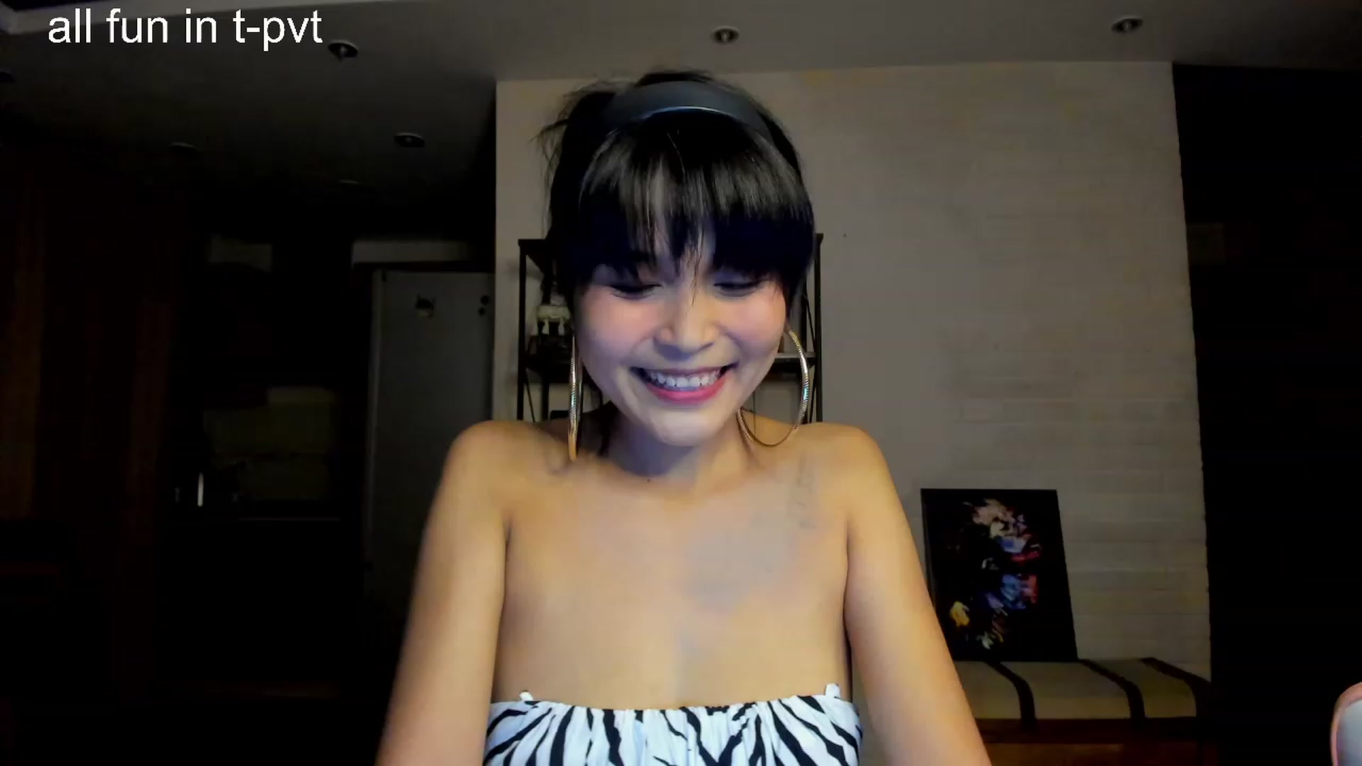 Gallery image thumbnail from PoofMe1's myfreecams stream on, 09/10/2023, 16:37 image 19 of 20