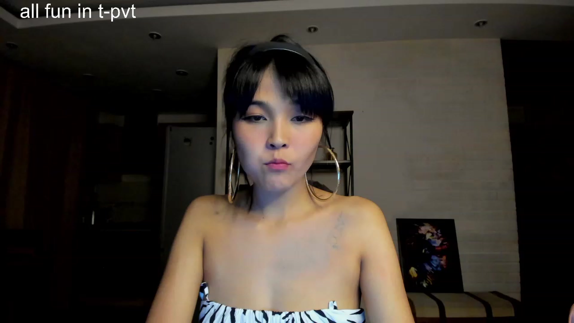 Gallery image thumbnail from PoofMe1's myfreecams stream on, 09/10/2023, 16:51 image 8 of 20