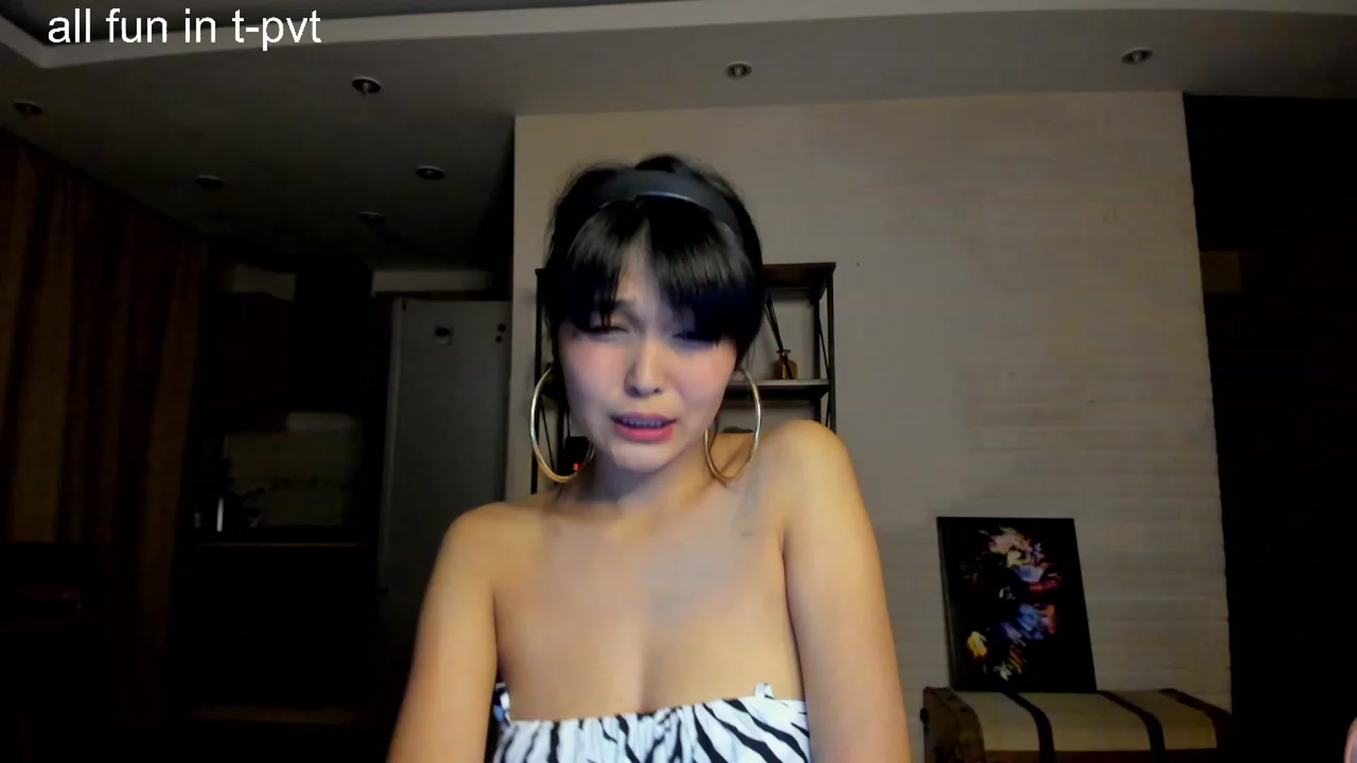 Gallery image thumbnail from PoofMe1's myfreecams stream on, 09/10/2023, 16:51 image 18 of 20