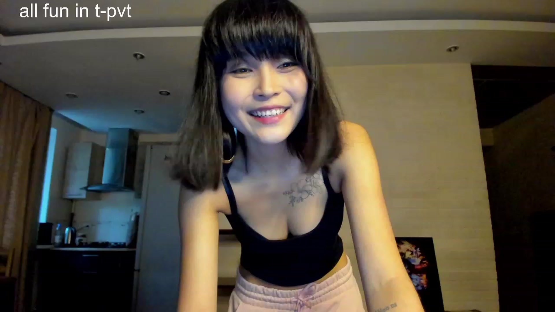 Gallery image thumbnail from PoofMe1's myfreecams stream on, 09/15/2023, 12:13 image 4 of 20