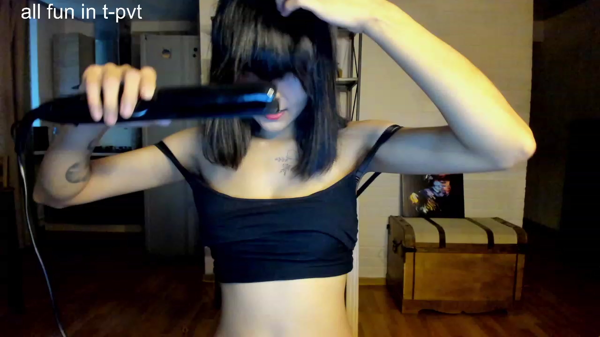 Gallery image thumbnail from PoofMe1's myfreecams stream on, 09/15/2023, 12:13 image 13 of 20
