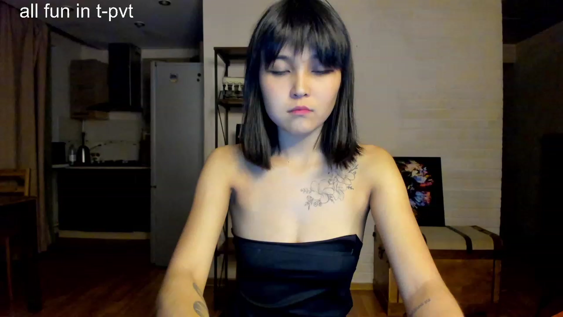 Gallery image thumbnail from PoofMe1's myfreecams stream on, 09/15/2023, 15:33 image 20 of 20