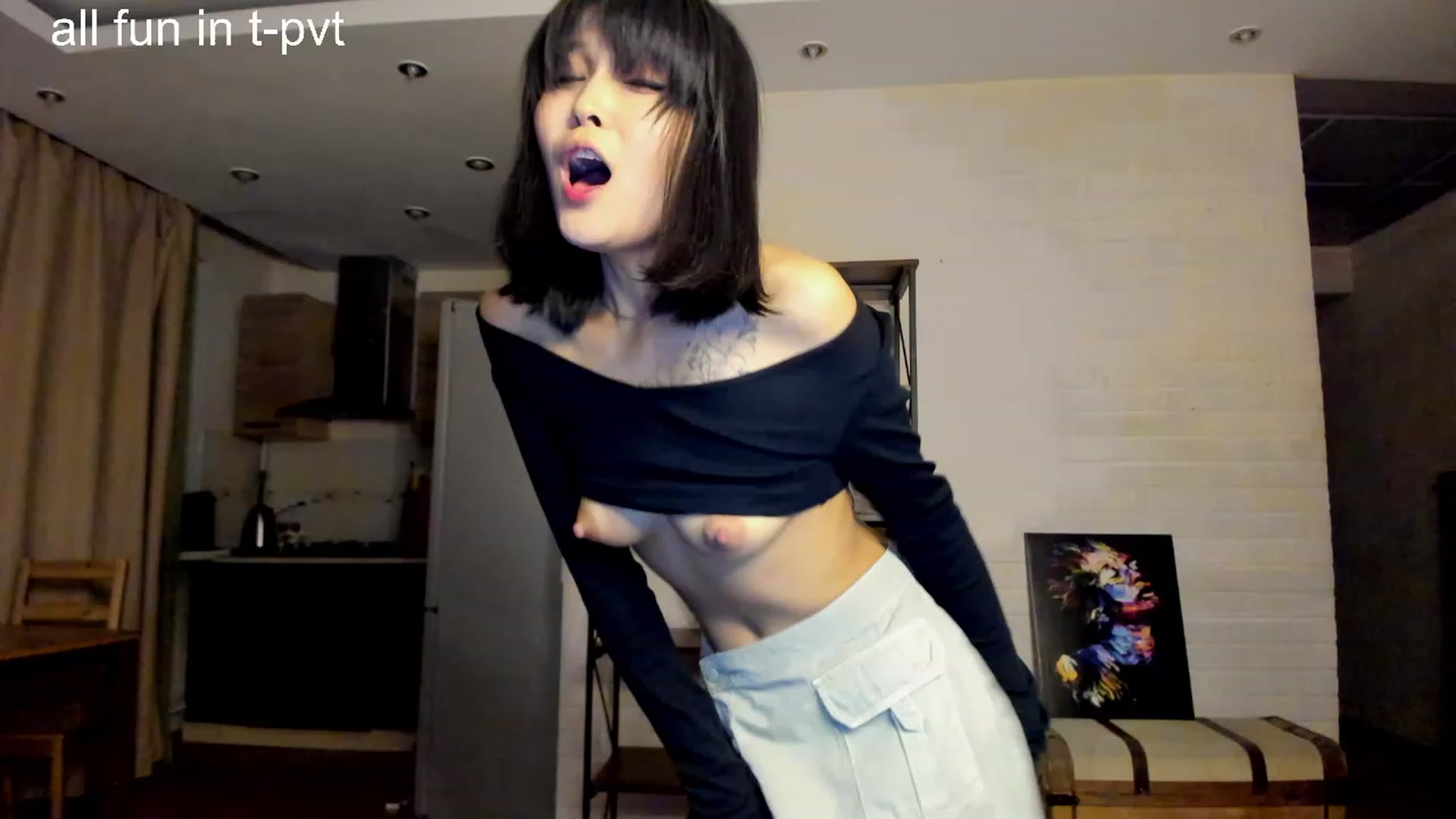 Gallery image thumbnail from PoofMe1's myfreecams stream on, 09/18/2023, 14:35 image 10 of 20