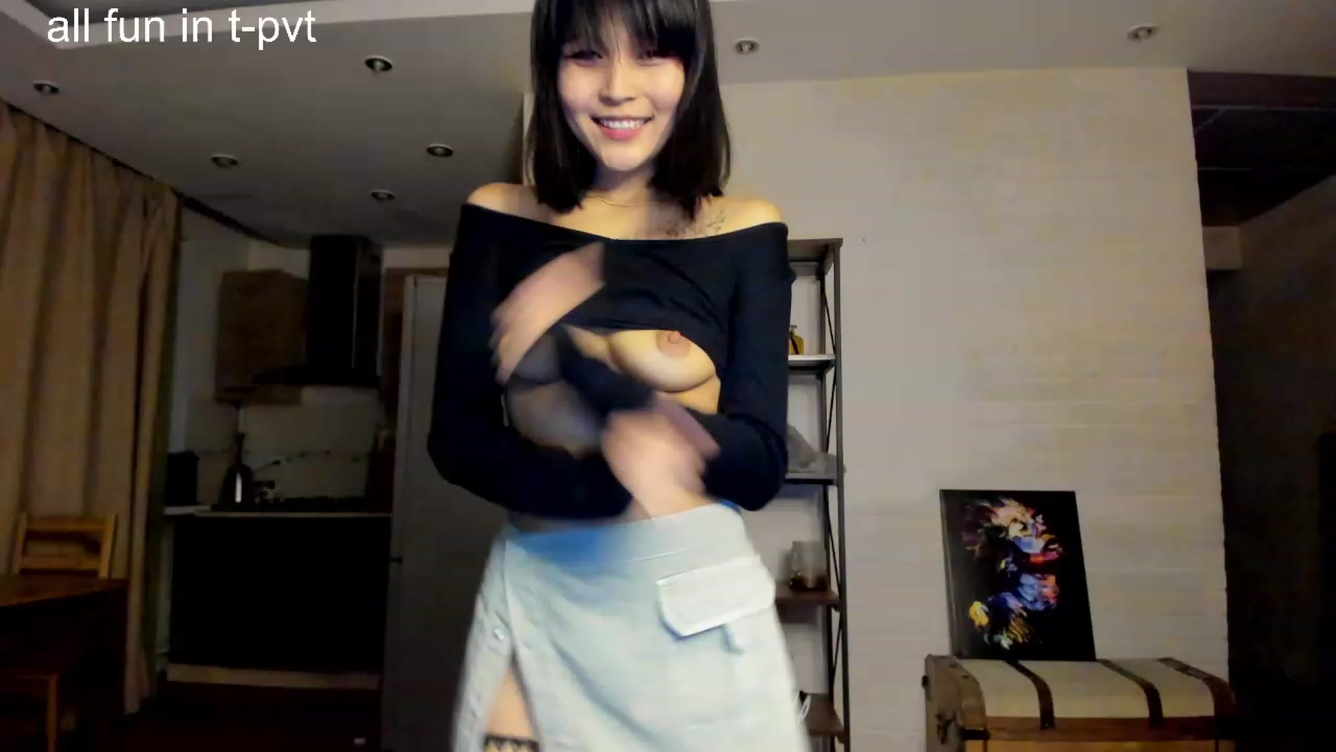Gallery image thumbnail from PoofMe1's myfreecams stream on, 09/18/2023, 14:35 image 9 of 20