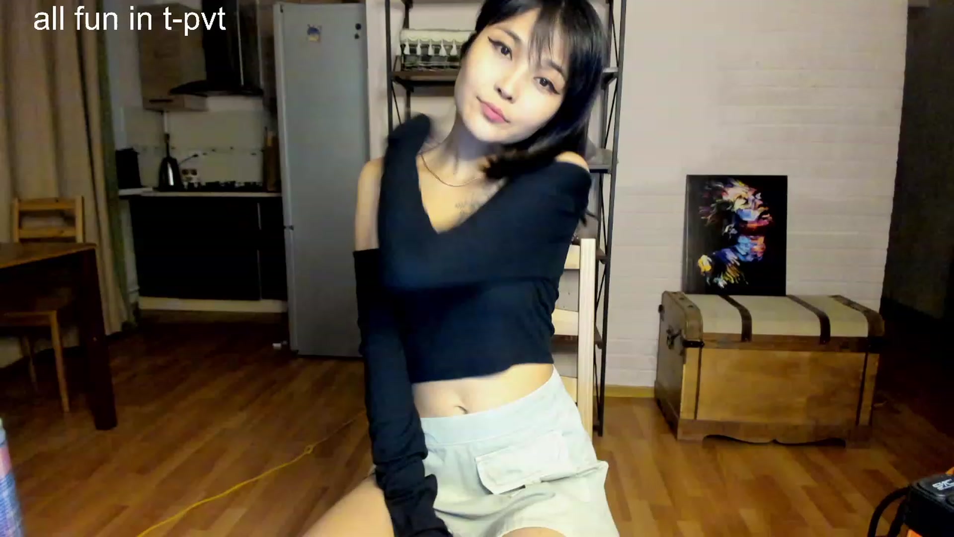 Gallery image thumbnail from PoofMe1's myfreecams stream on, 09/18/2023, 14:35 image 5 of 20