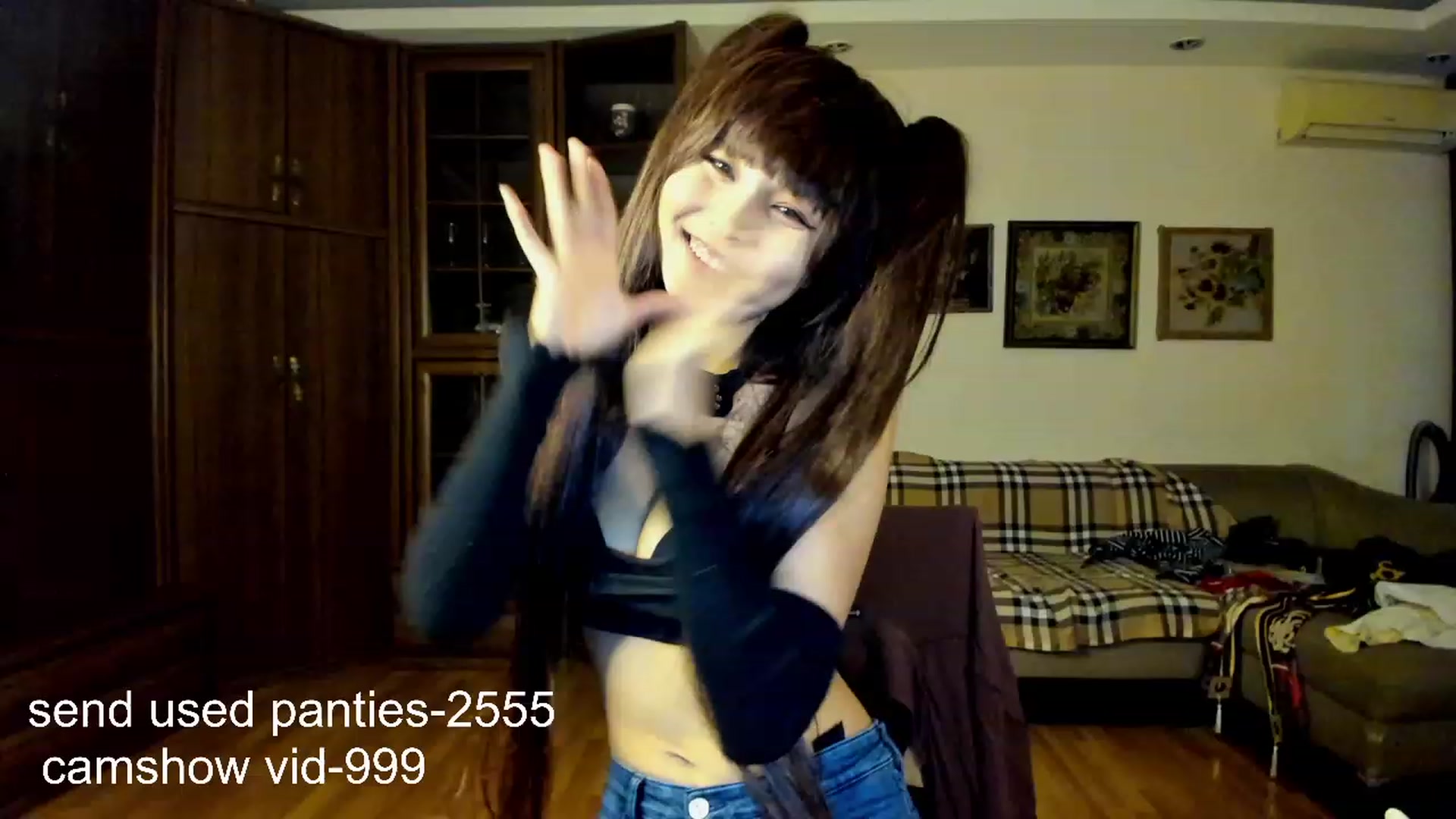 Gallery image thumbnail from PoofMe1's myfreecams stream on, 10/10/2023, 12:30 image 5 of 20