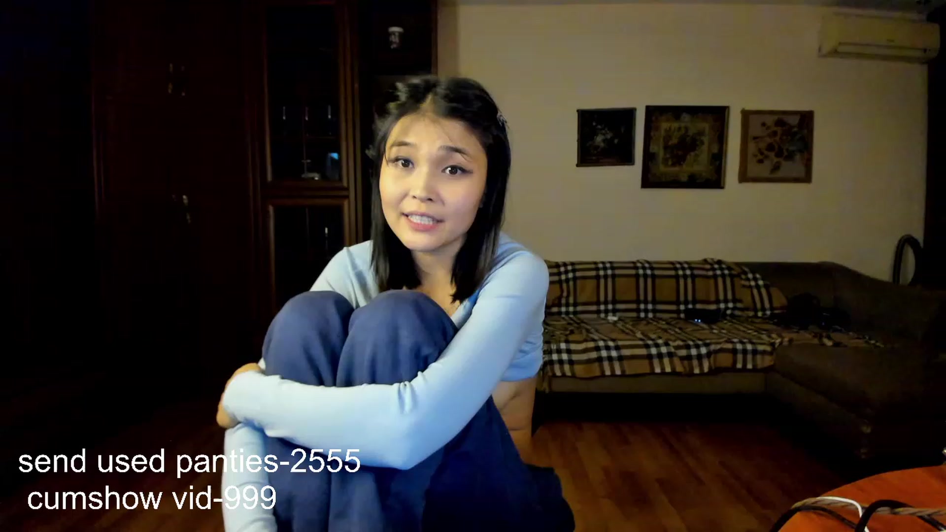 Gallery image thumbnail from PoofMe1's myfreecams stream on, 10/20/2023, 17:12 image 8 of 20