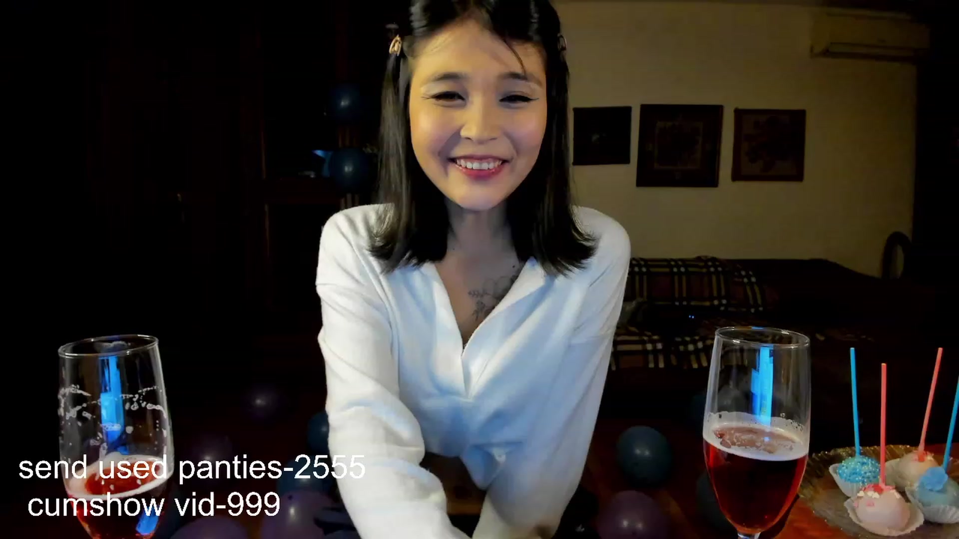 Gallery image thumbnail from PoofMe1's myfreecams stream on, 10/21/2023, 14:46 image 5 of 20
