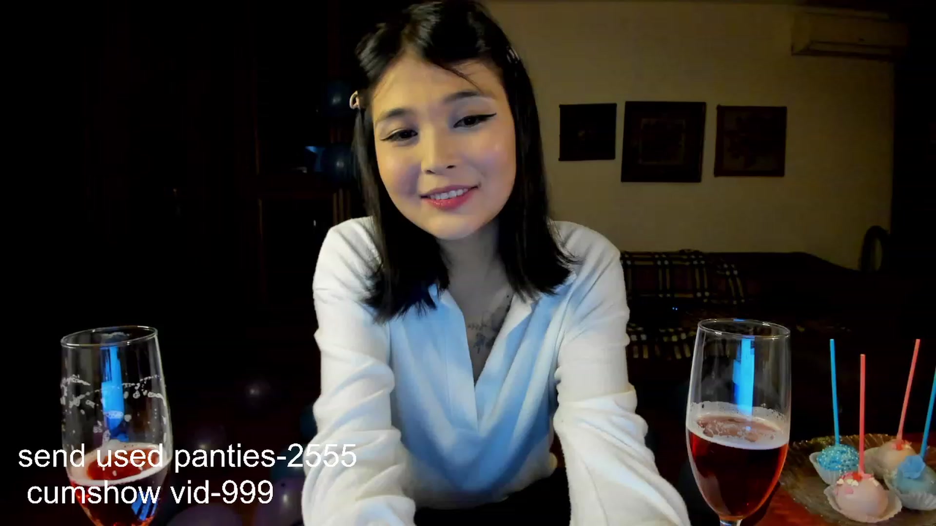 Gallery image thumbnail from PoofMe1's myfreecams stream on, 10/21/2023, 14:46 image 4 of 20
