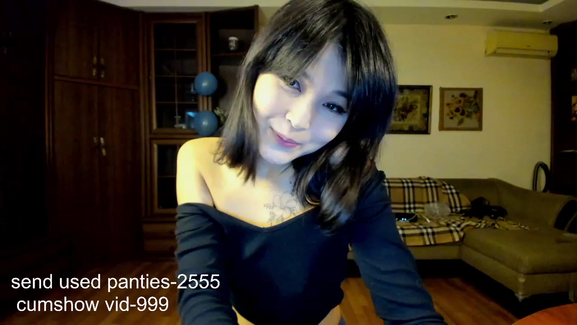 Gallery image thumbnail from PoofMe1's myfreecams stream on, 10/26/2023, 13:20 image 3 of 20