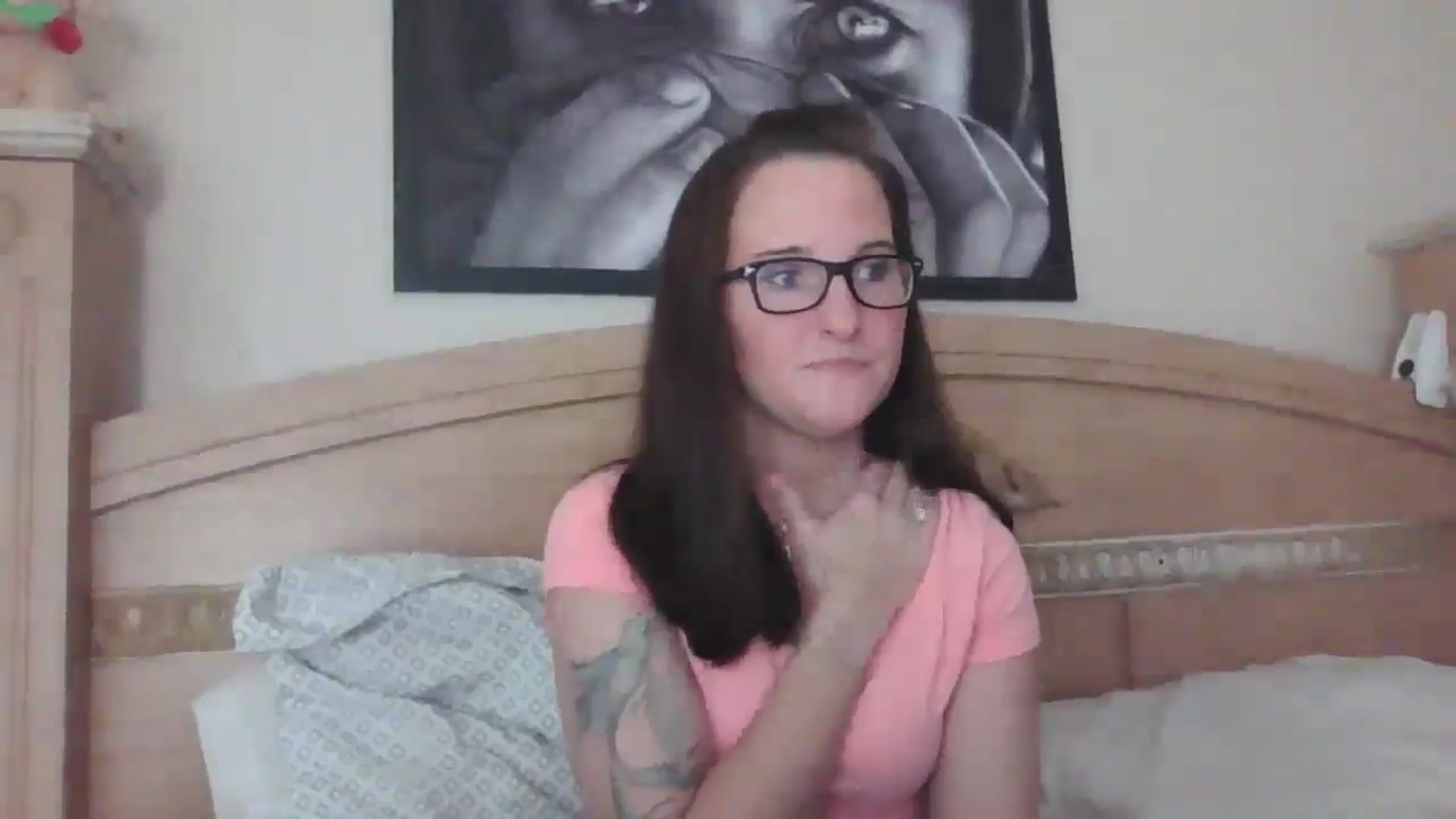 Gallery image thumbnail from PopTartt's myfreecams stream on, 05/27/2025, 17:00 image 15 of 20