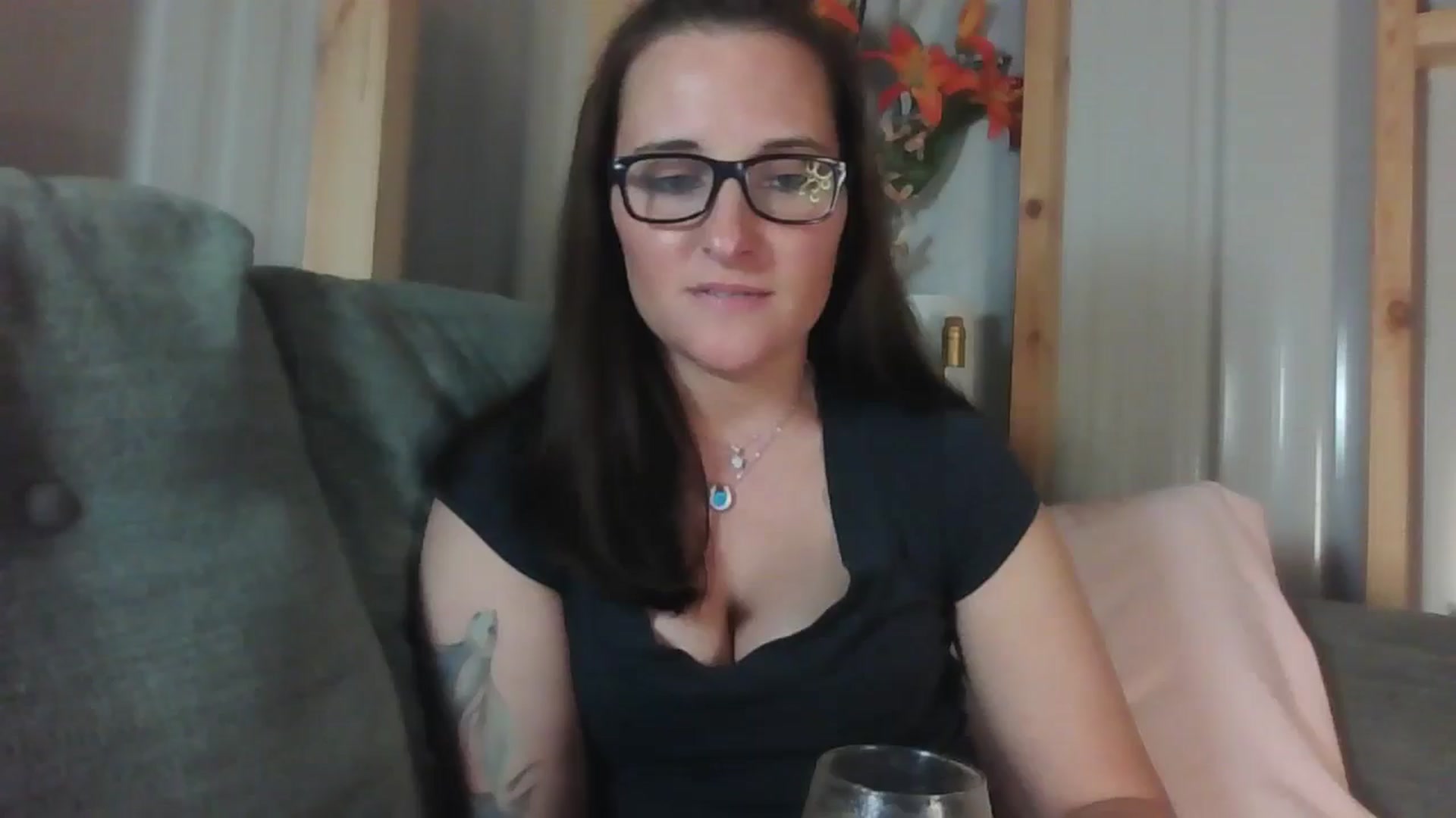 Gallery image thumbnail from PopTartt's myfreecams stream on, 05/30/2025, 24:57 image 1 of 20