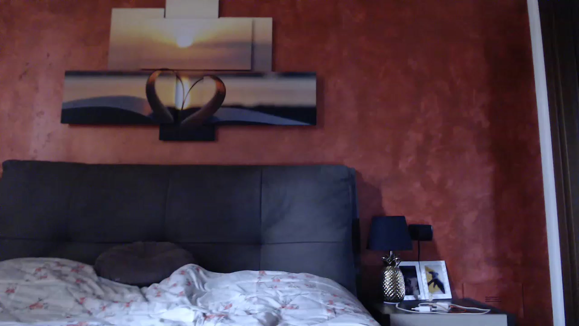 Gallery image thumbnail from PoppieMiller's myfreecams stream on, 11/14/2022, 14:07 image 4 of 20