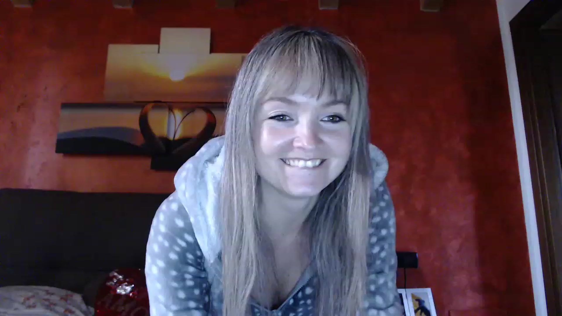 Gallery image thumbnail from PoppieMiller's myfreecams stream on, 11/14/2022, 14:07 image 13 of 20