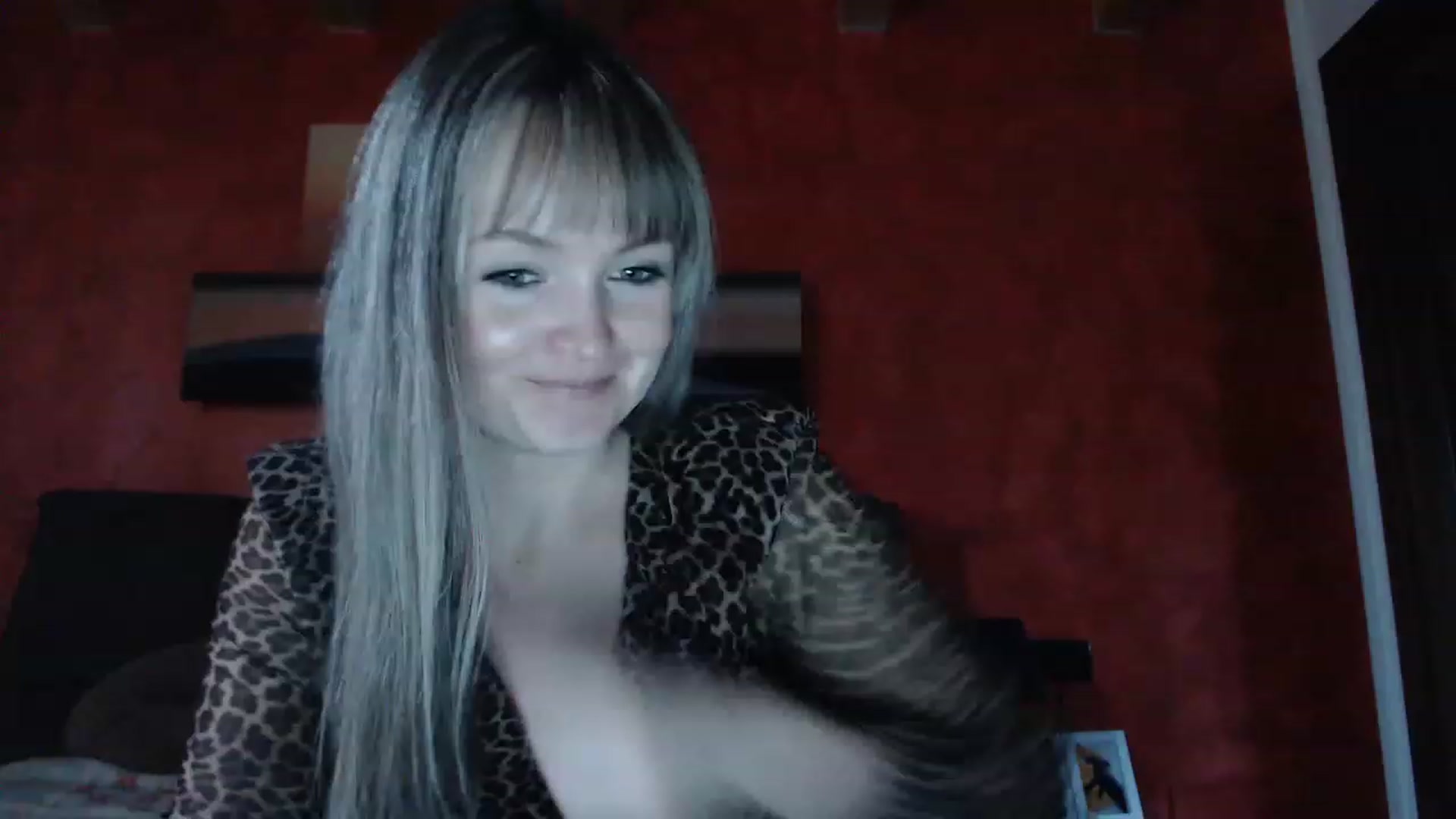 Gallery image thumbnail from PoppieMiller's myfreecams stream on, 11/16/2022, 13:24 image 19 of 20