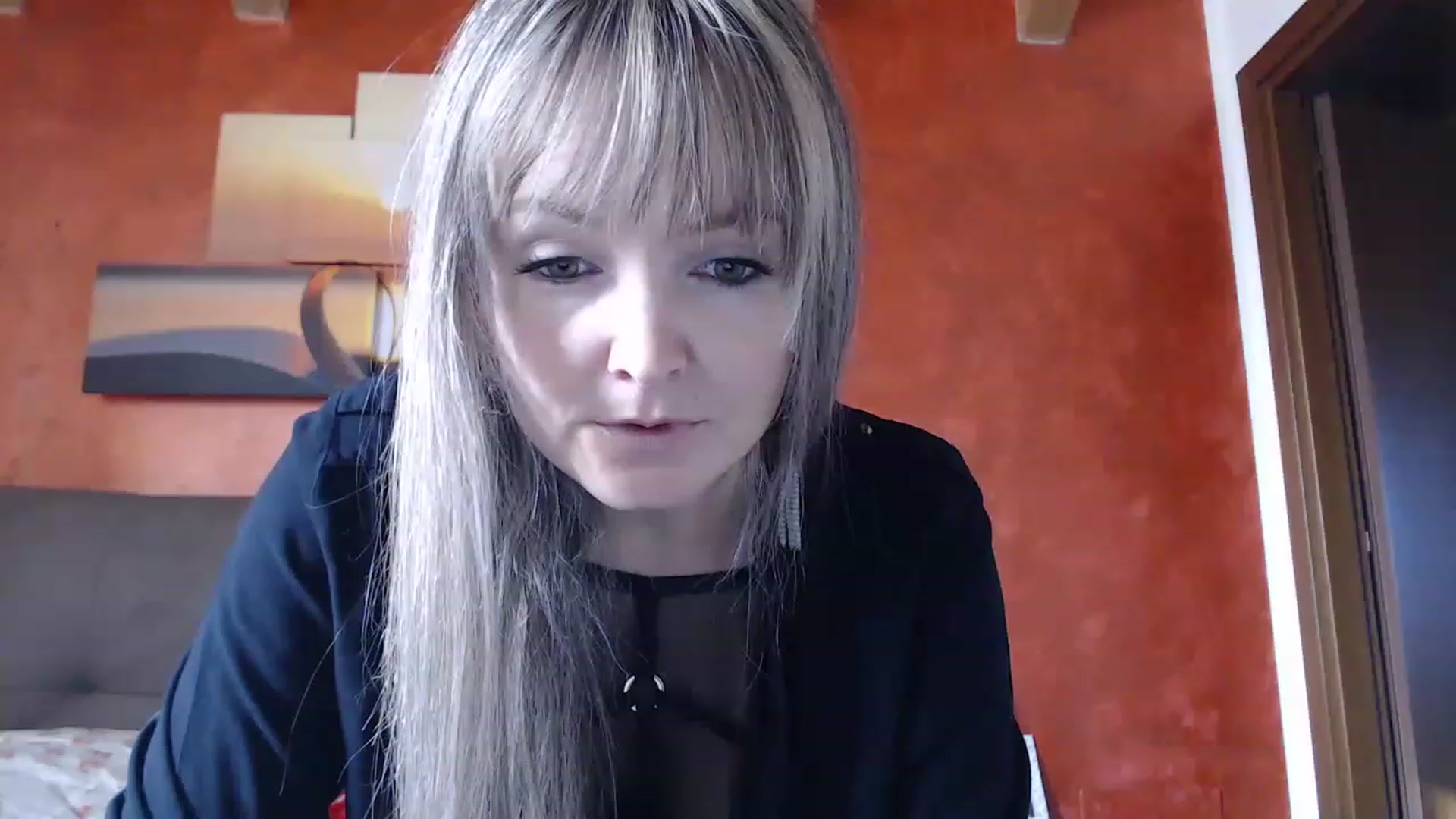 Gallery image thumbnail from PoppieMiller's myfreecams stream on, 11/18/2022, 12:54 image 18 of 20