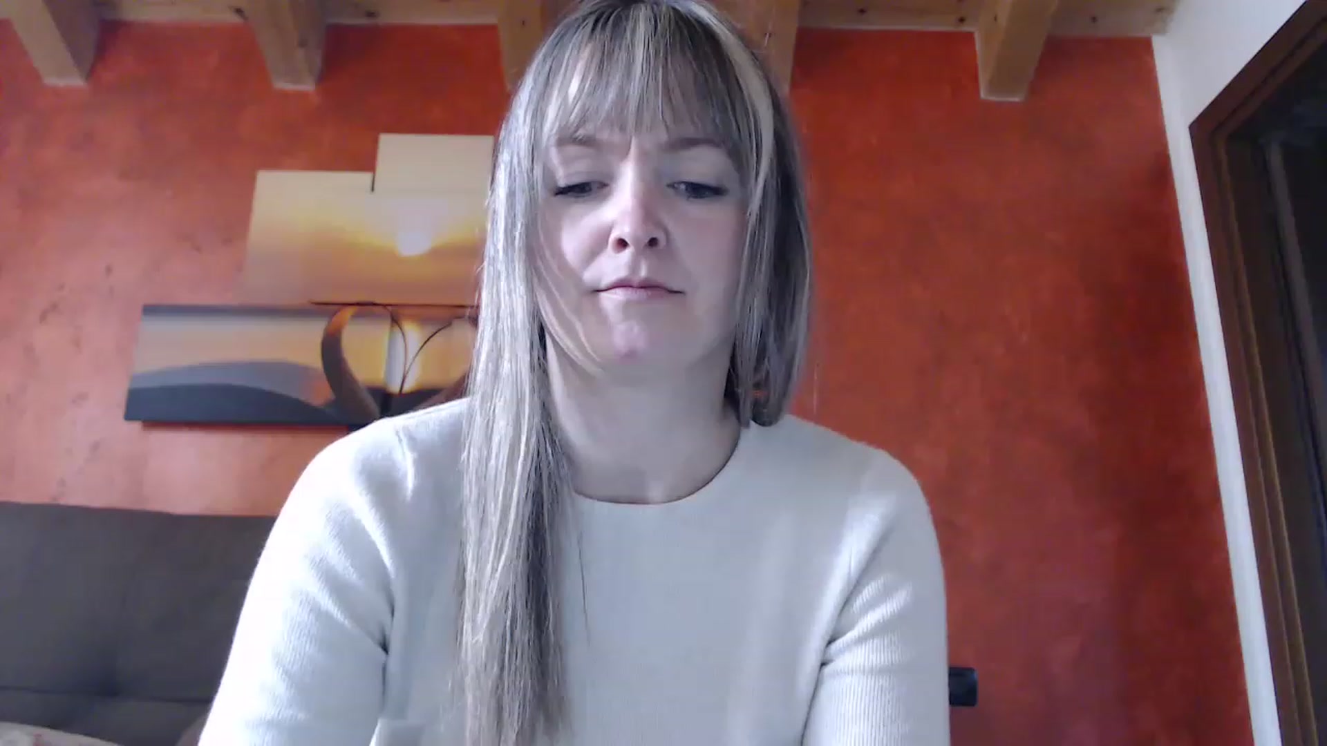 Gallery image thumbnail from PoppieMiller's myfreecams stream on, 11/21/2022, 13:39 image 11 of 20
