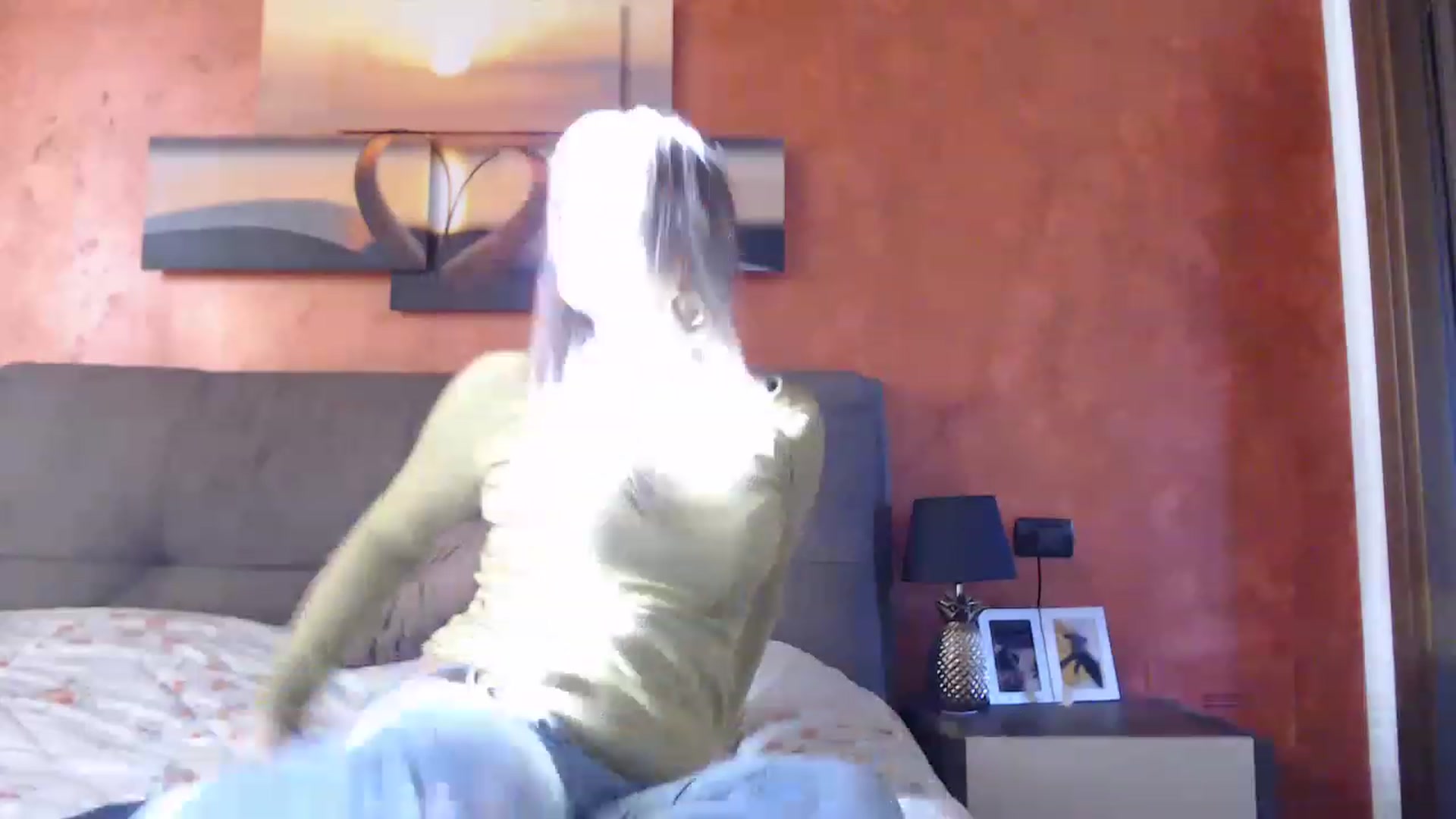 Gallery image thumbnail from PoppieMiller's myfreecams stream on, 11/23/2022, 13:27 image 5 of 20