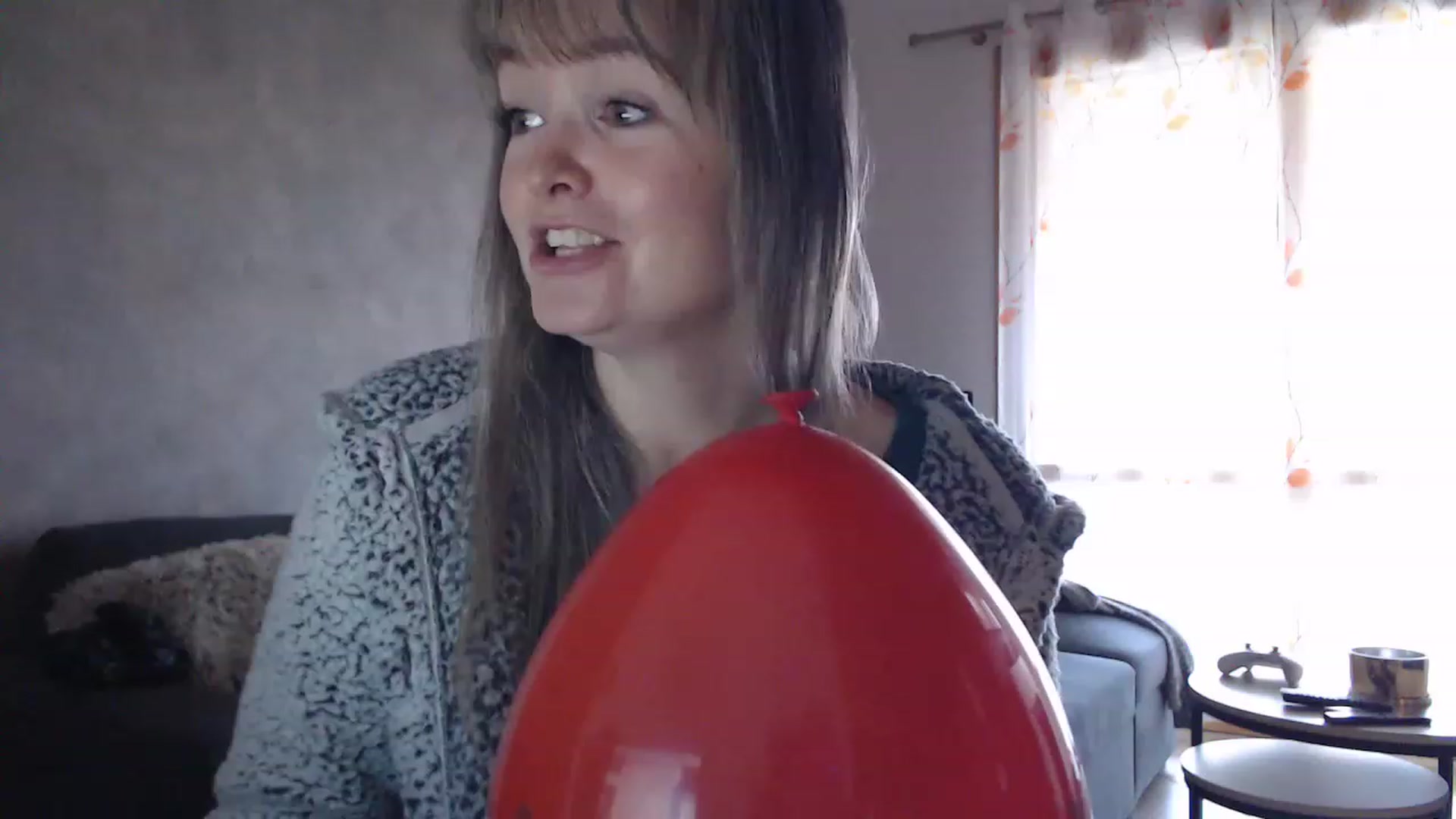 Gallery image thumbnail from PoppieMiller's myfreecams stream on, 01/28/2023, 12:56 image 4 of 20