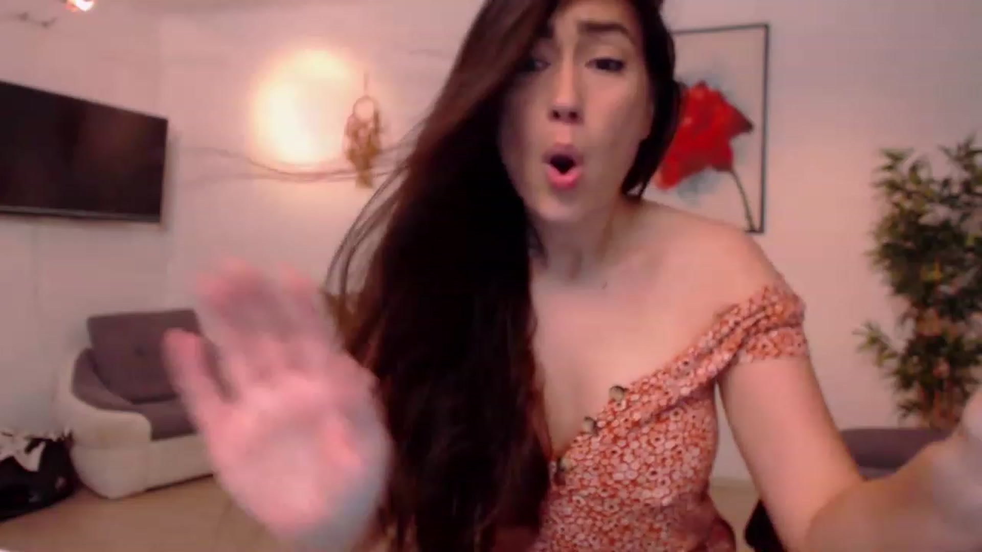 Gallery image thumbnail from PoppyNaked's myfreecams stream on, 11/19/2022, 06:29 image 2 of 20