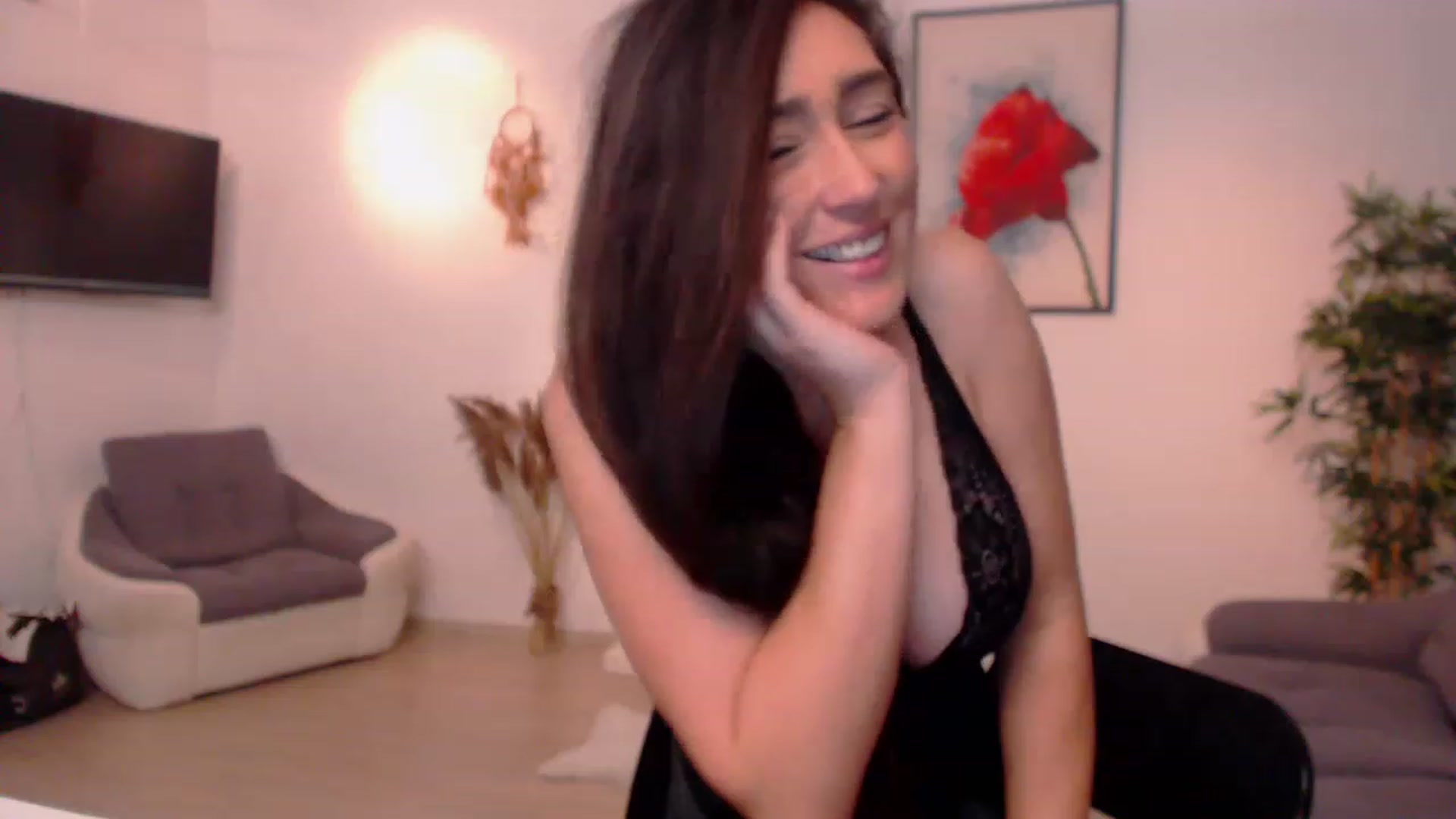 Gallery image thumbnail from PoppyNaked's myfreecams stream on, 11/24/2022, 06:05 image 12 of 20