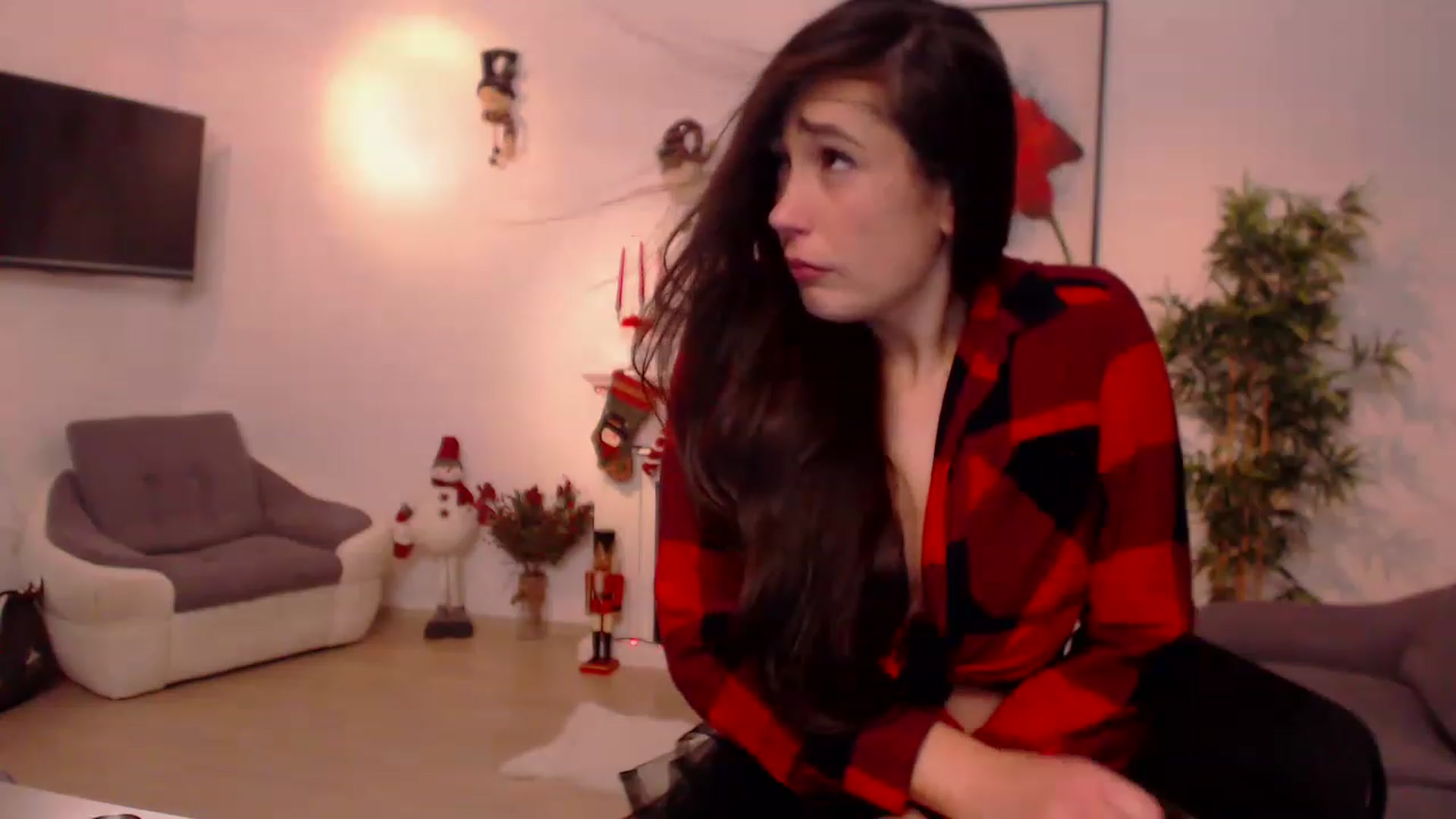 Gallery image thumbnail from PoppyNaked's myfreecams stream on, 12/02/2022, 06:19 image 20 of 20