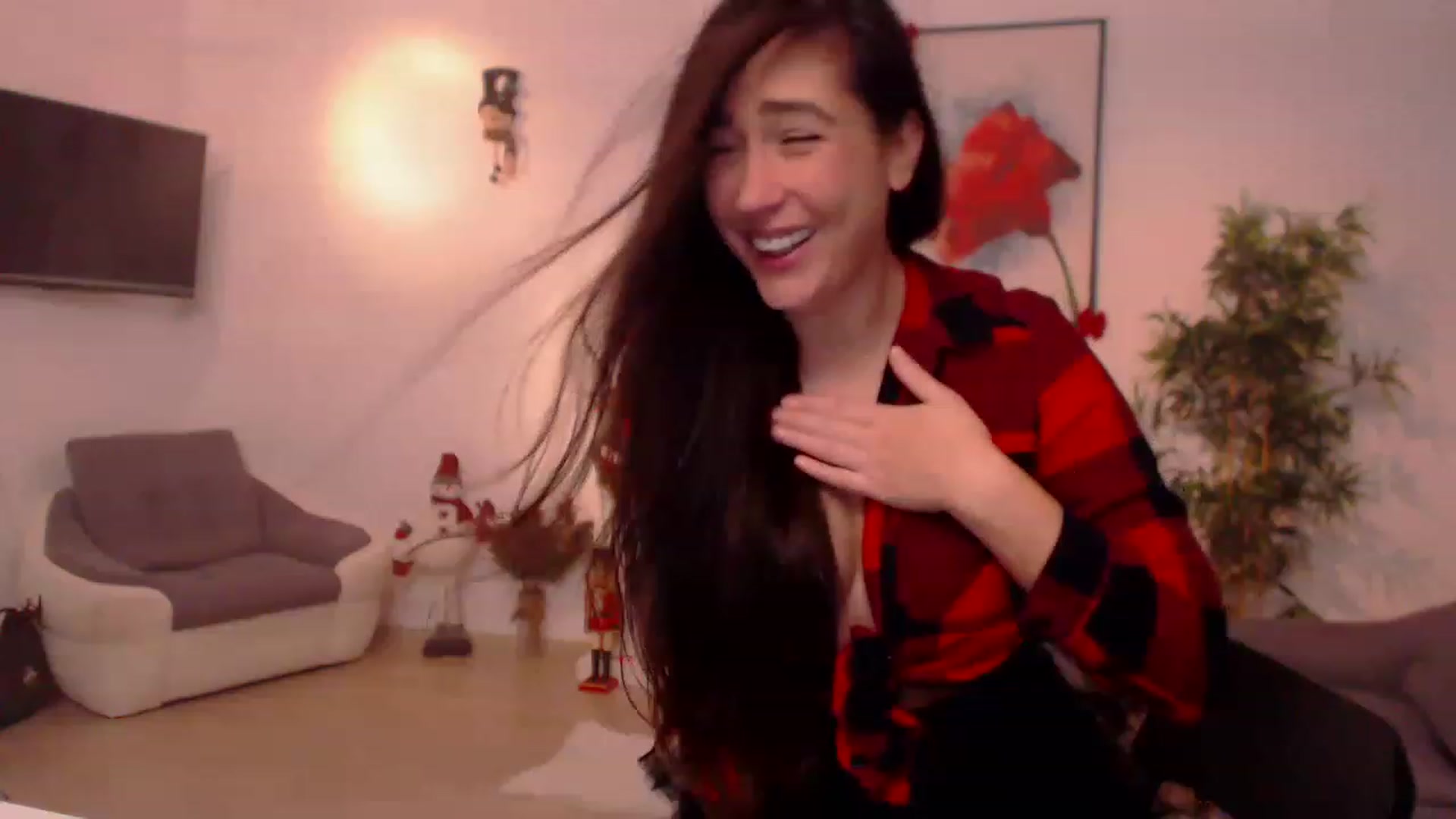 Gallery image thumbnail from PoppyNaked's myfreecams stream on, 12/02/2022, 06:19 image 14 of 20