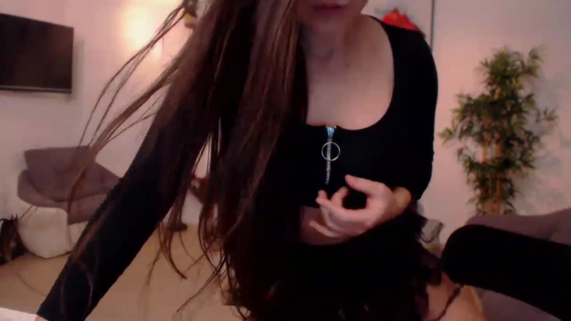 Gallery image thumbnail from PoppyNaked's myfreecams stream on, 12/04/2022, 06:42 image 18 of 20