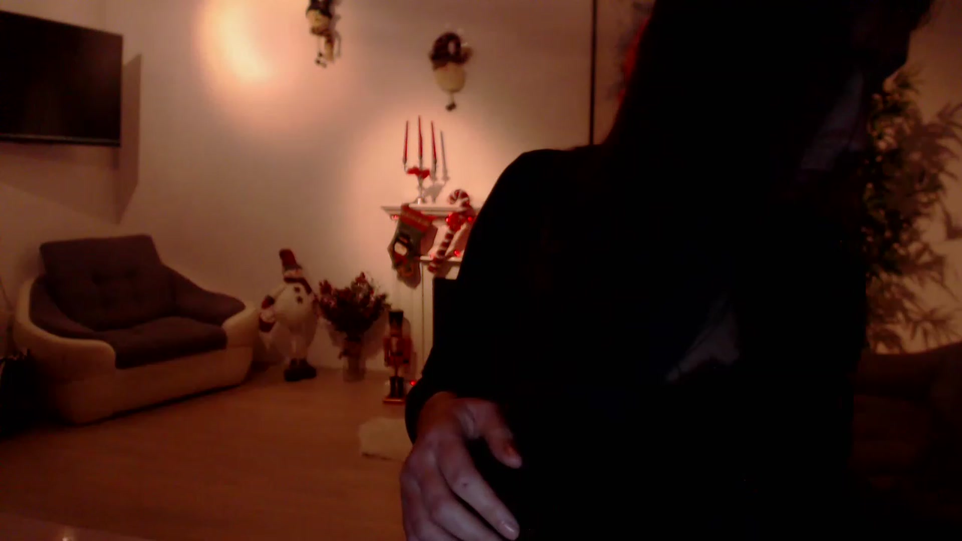Gallery image thumbnail from PoppyNaked's myfreecams stream on, 12/04/2022, 07:08 image 17 of 20