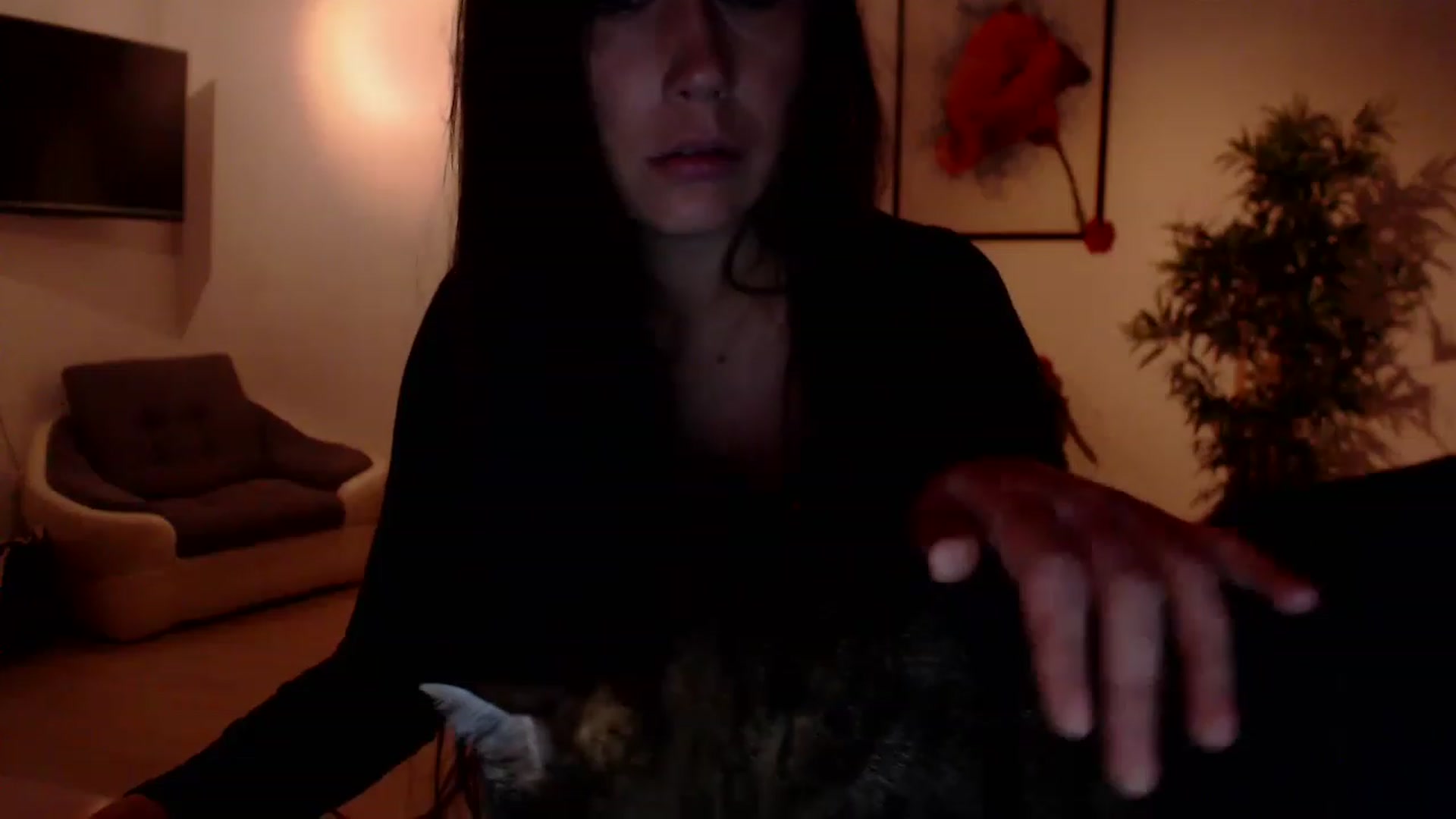 Gallery image thumbnail from PoppyNaked's myfreecams stream on, 12/04/2022, 07:08 image 14 of 20