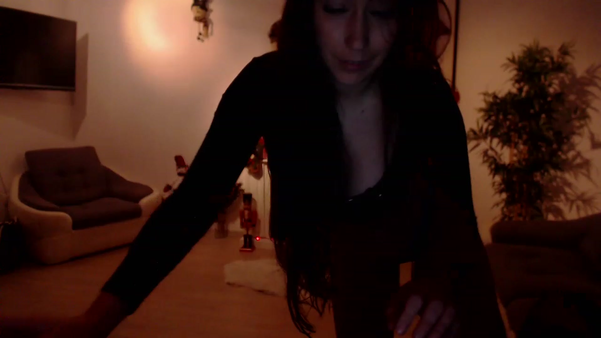 Gallery image thumbnail from PoppyNaked's myfreecams stream on, 12/04/2022, 07:08 image 8 of 20