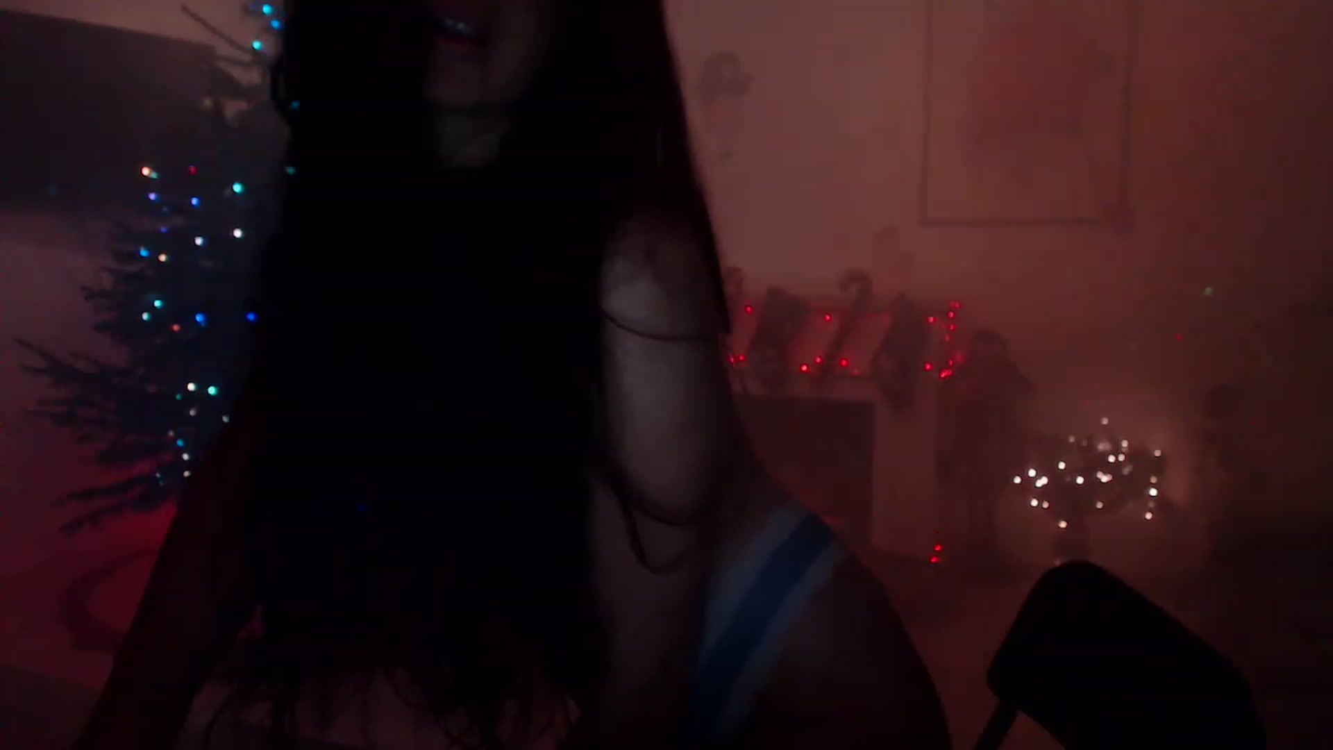 Gallery image thumbnail from PoppyNaked's myfreecams stream on, 12/09/2022, 07:27 image 15 of 20