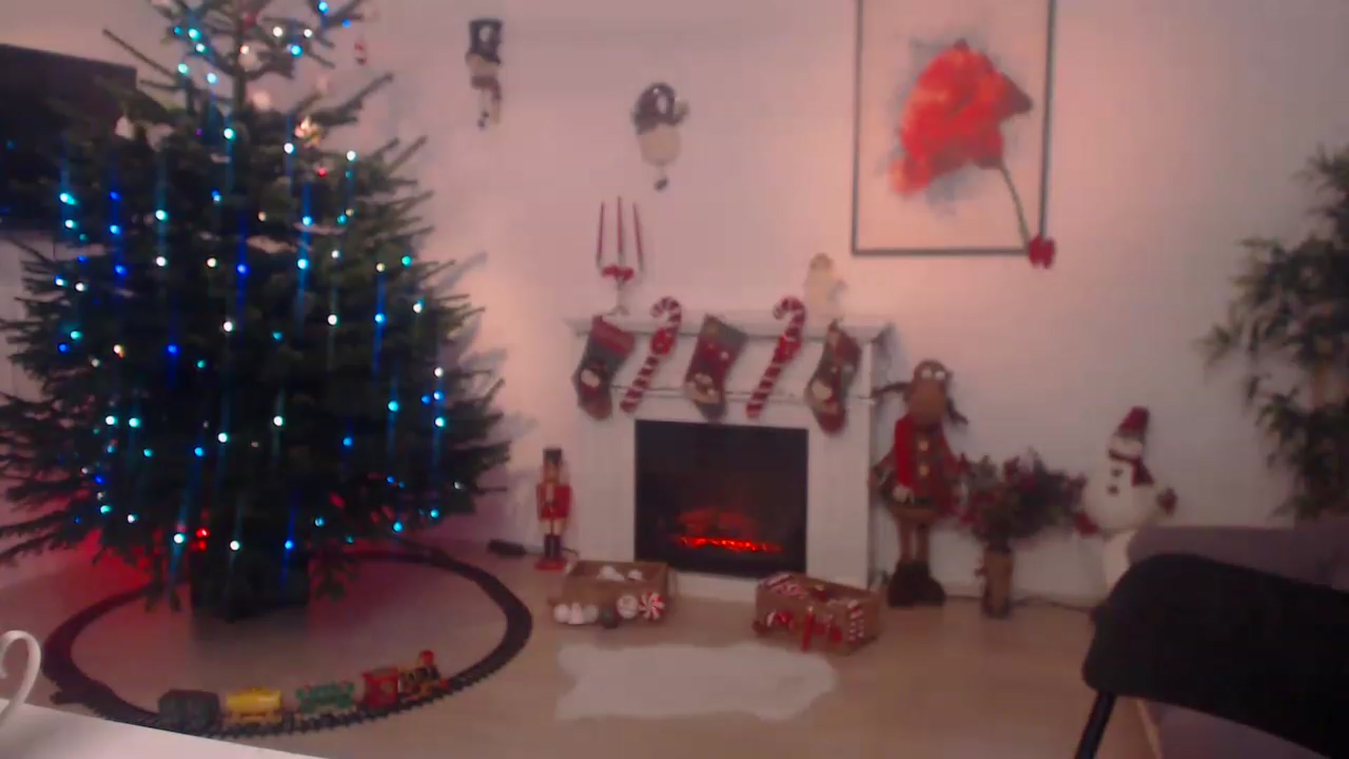 Gallery image thumbnail from PoppyNaked's myfreecams stream on, 12/10/2022, 06:51 image 16 of 20