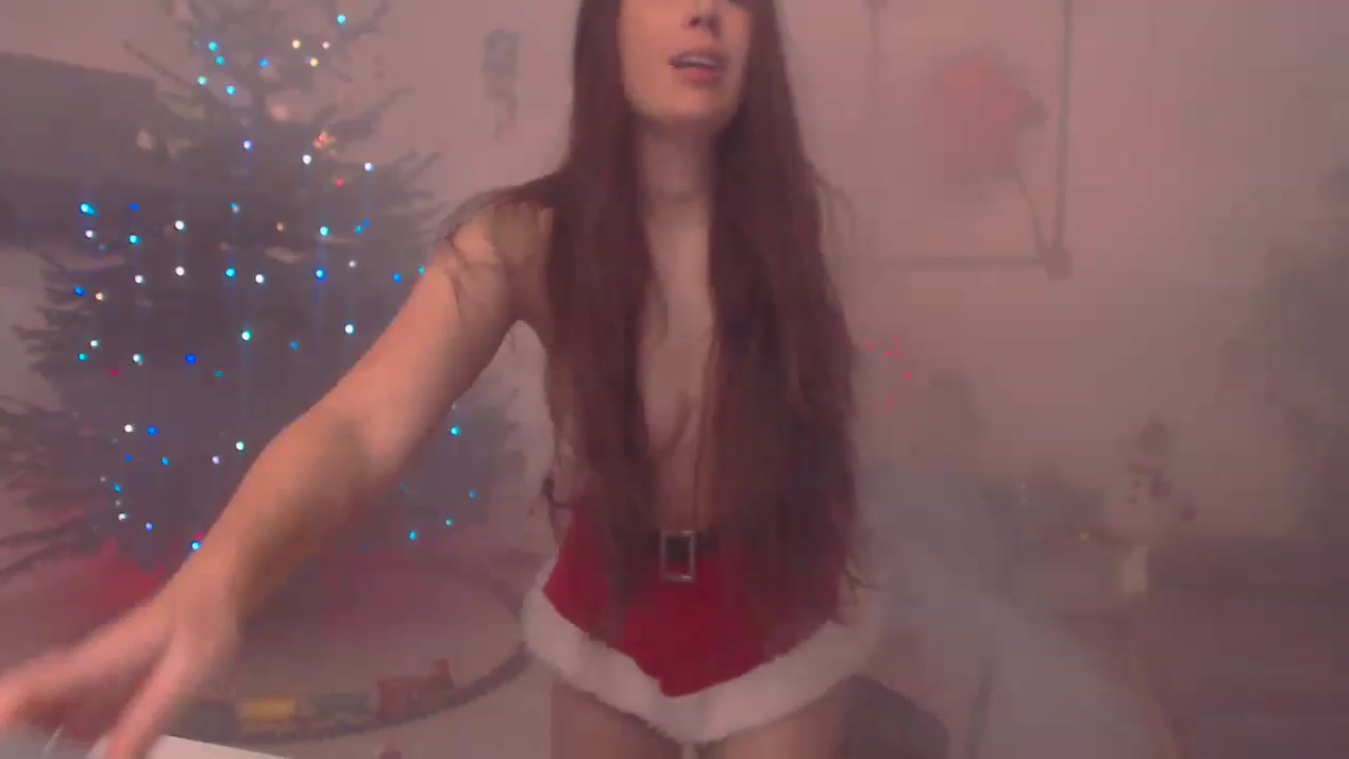 Gallery image thumbnail from PoppyNaked's myfreecams stream on, 12/10/2022, 07:46 image 17 of 20