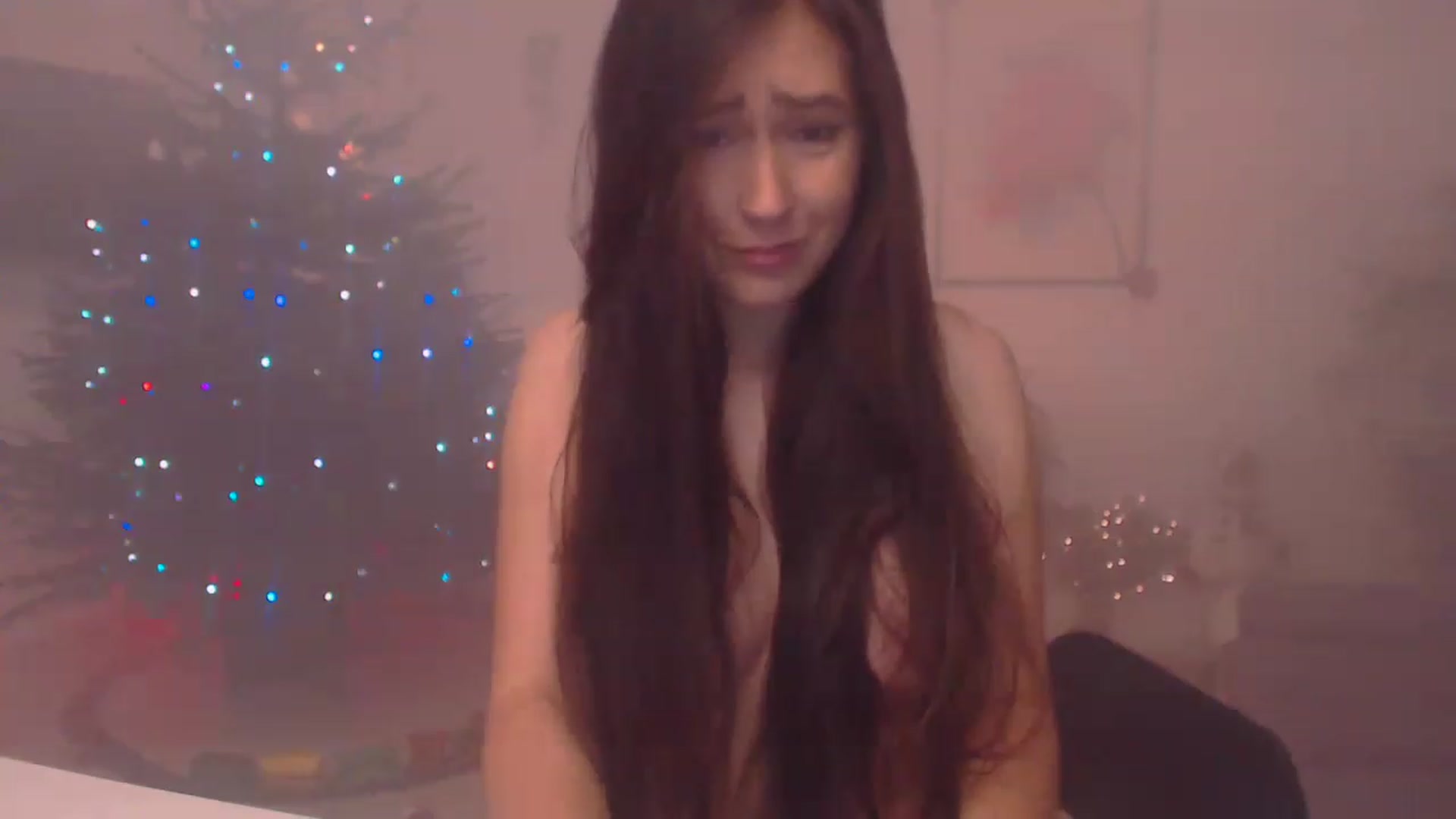 Gallery image thumbnail from PoppyNaked's myfreecams stream on, 12/10/2022, 07:57 image 10 of 20