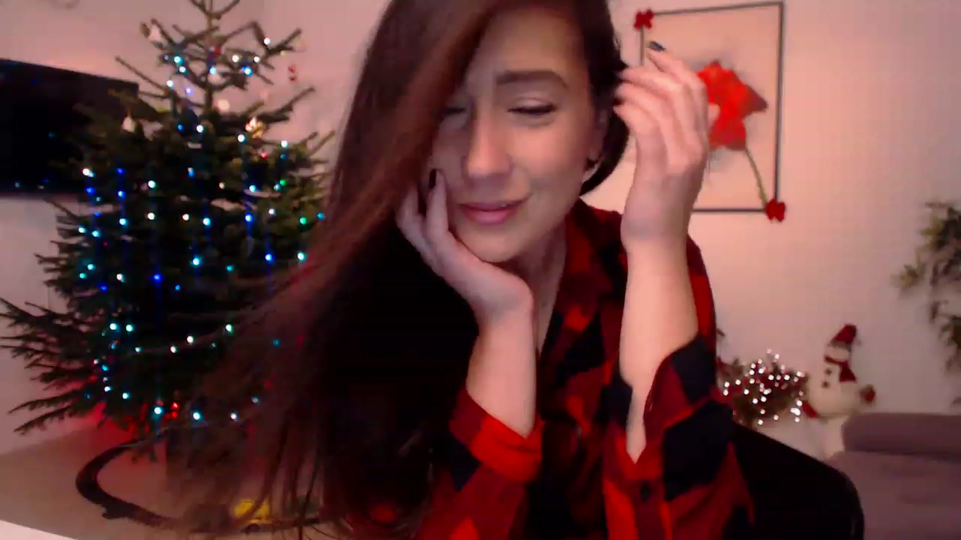 Gallery image thumbnail from PoppyNaked's myfreecams stream on, 12/11/2022, 05:45 image 6 of 20