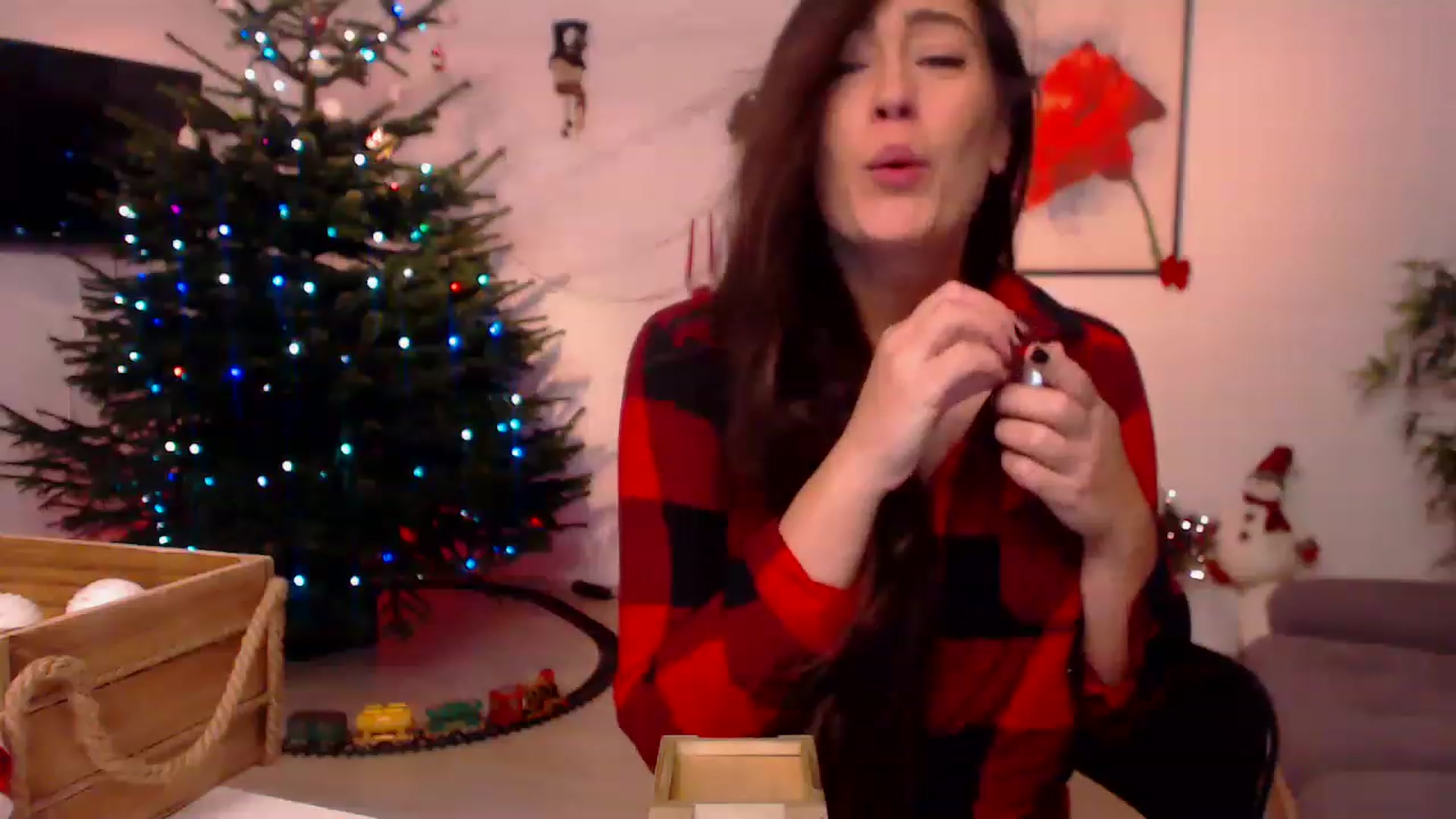 Gallery image thumbnail from PoppyNaked's myfreecams stream on, 12/11/2022, 06:17 image 19 of 20