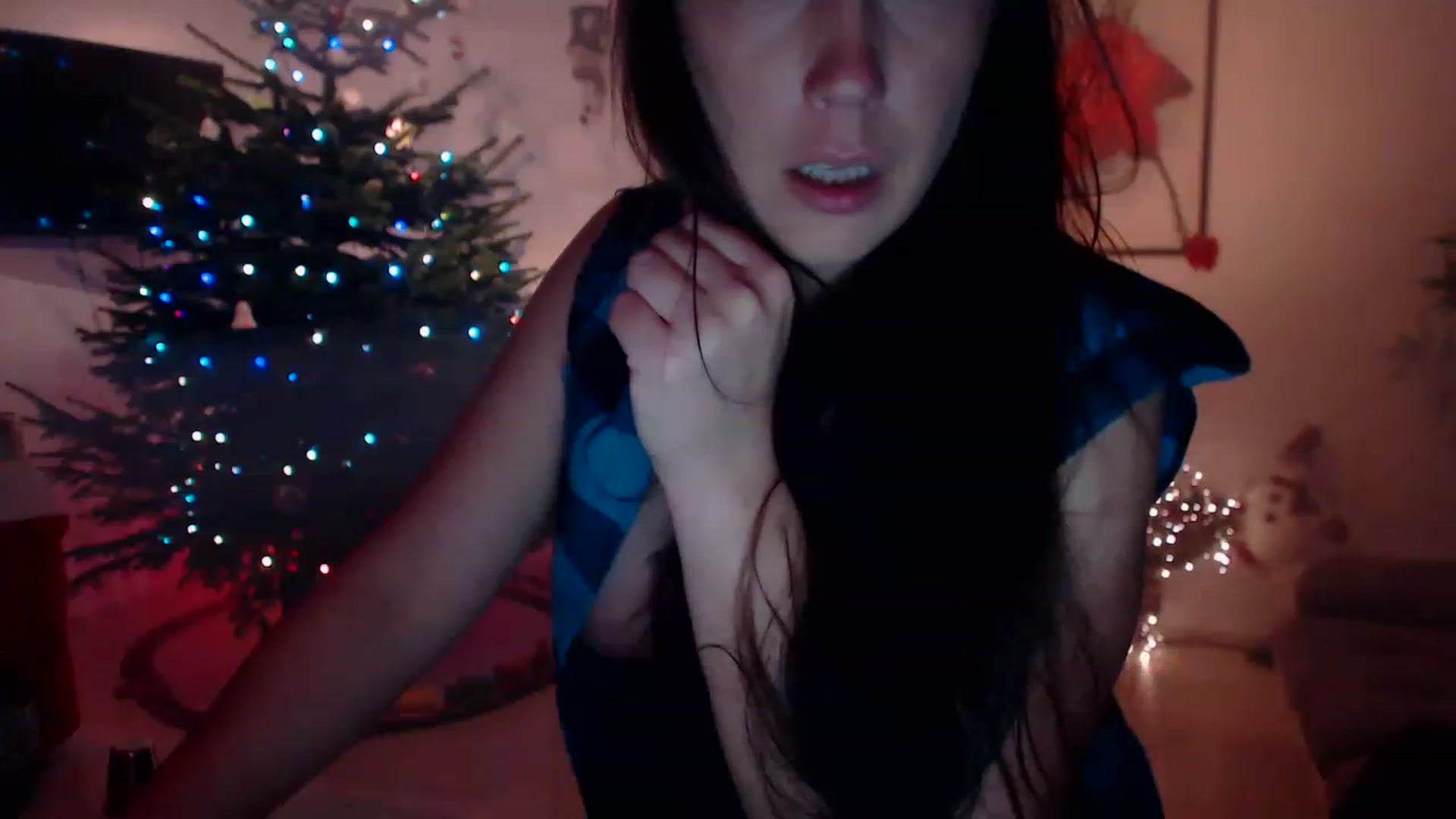 Gallery image thumbnail from PoppyNaked's myfreecams stream on, 12/12/2022, 07:16 image 20 of 20