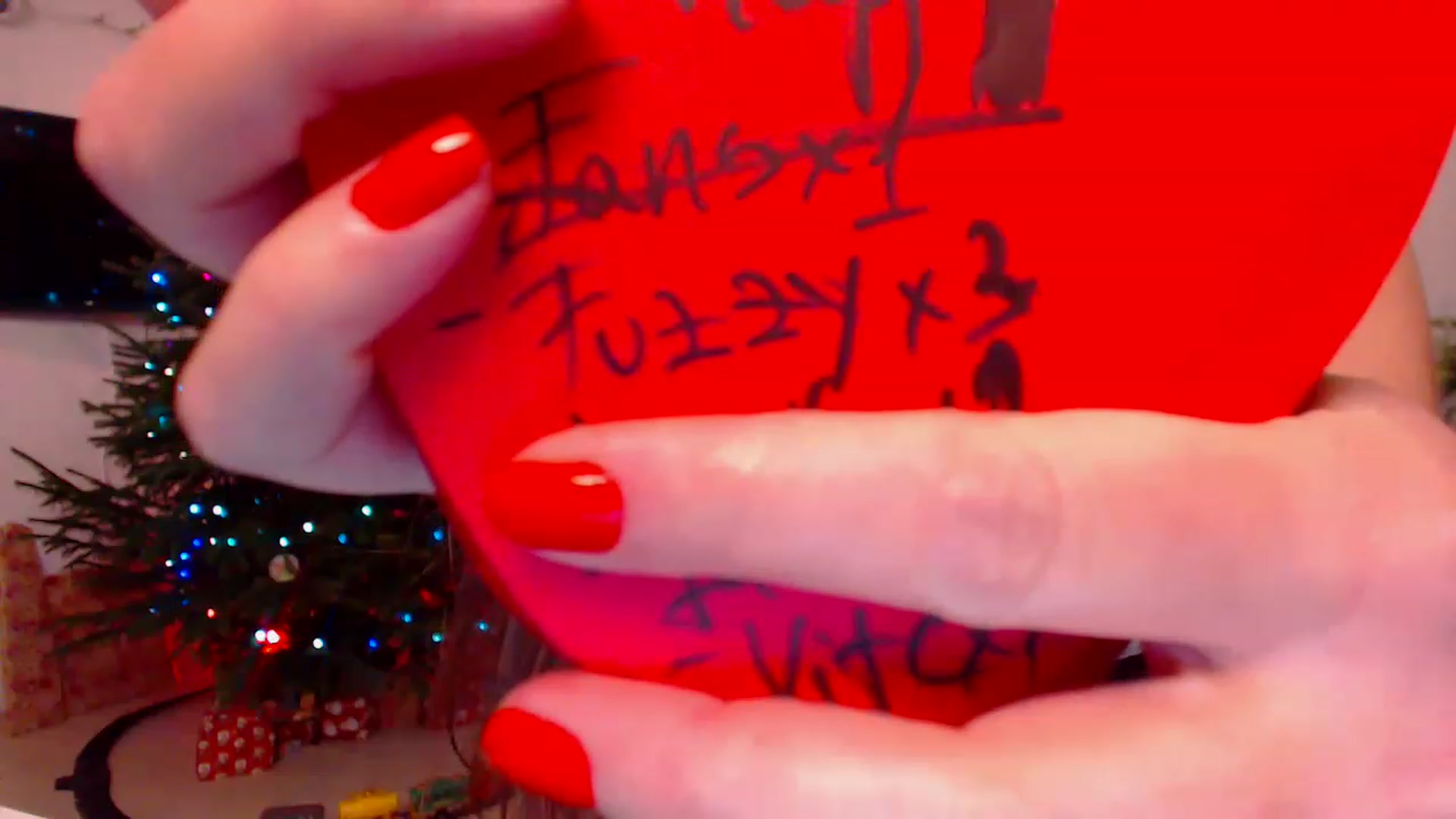 Gallery image thumbnail from PoppyNaked's myfreecams stream on, 12/20/2022, 06:27 image 13 of 20