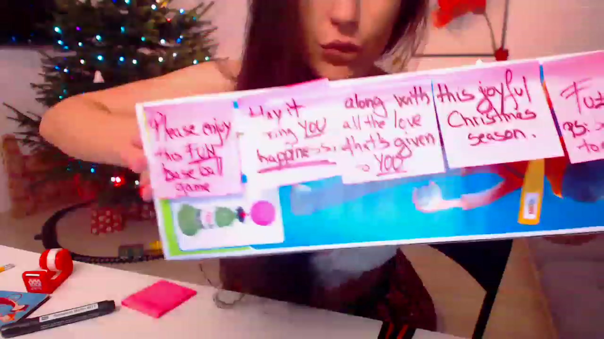 Gallery image thumbnail from PoppyNaked's myfreecams stream on, 12/20/2022, 06:27 image 20 of 20